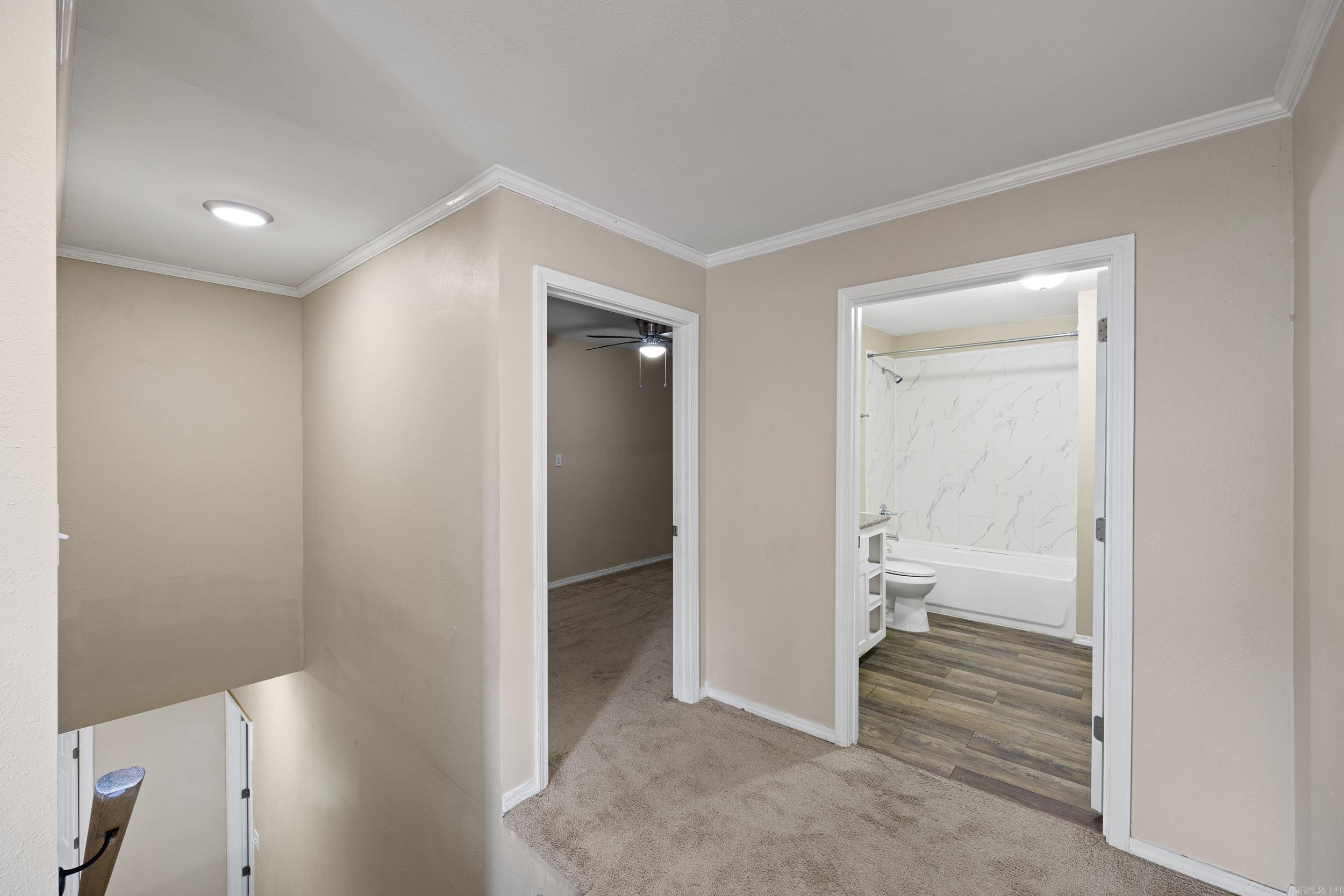 200 E J Street Property Photo 28