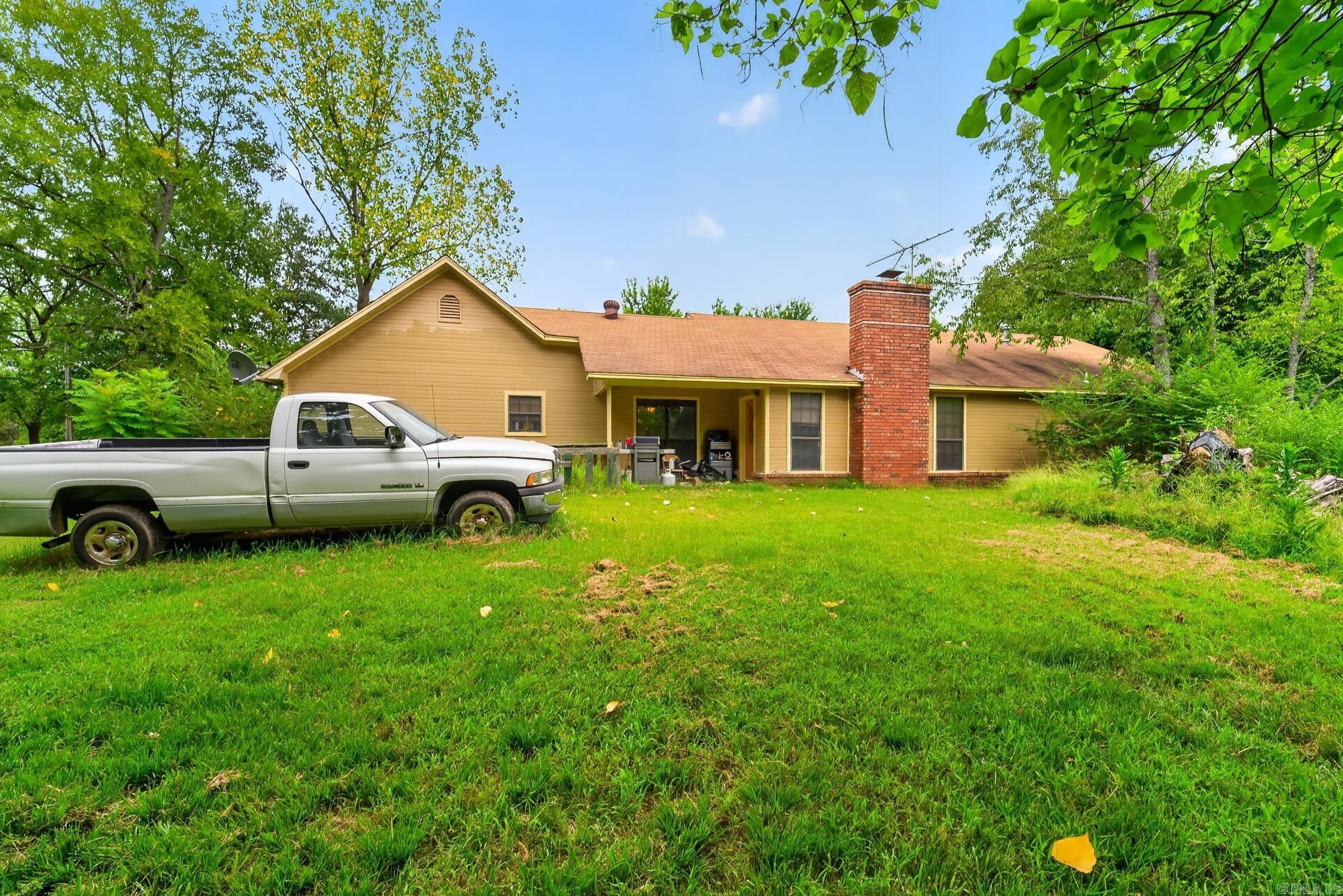 272 Wakerobin Road Property Photo 5
