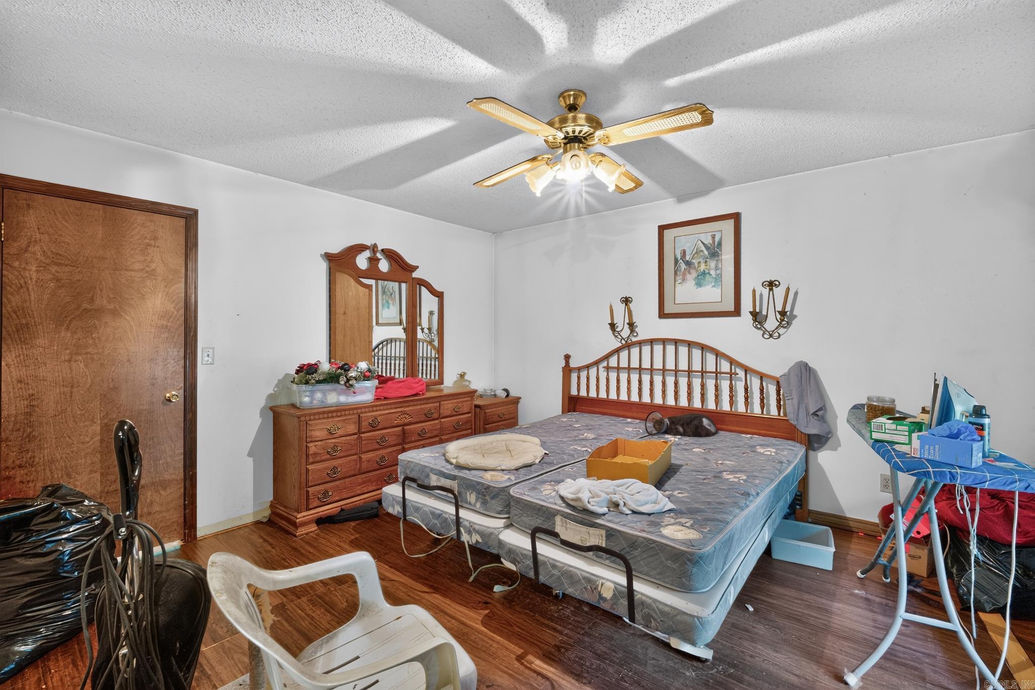 272 Wakerobin Road Property Photo 18