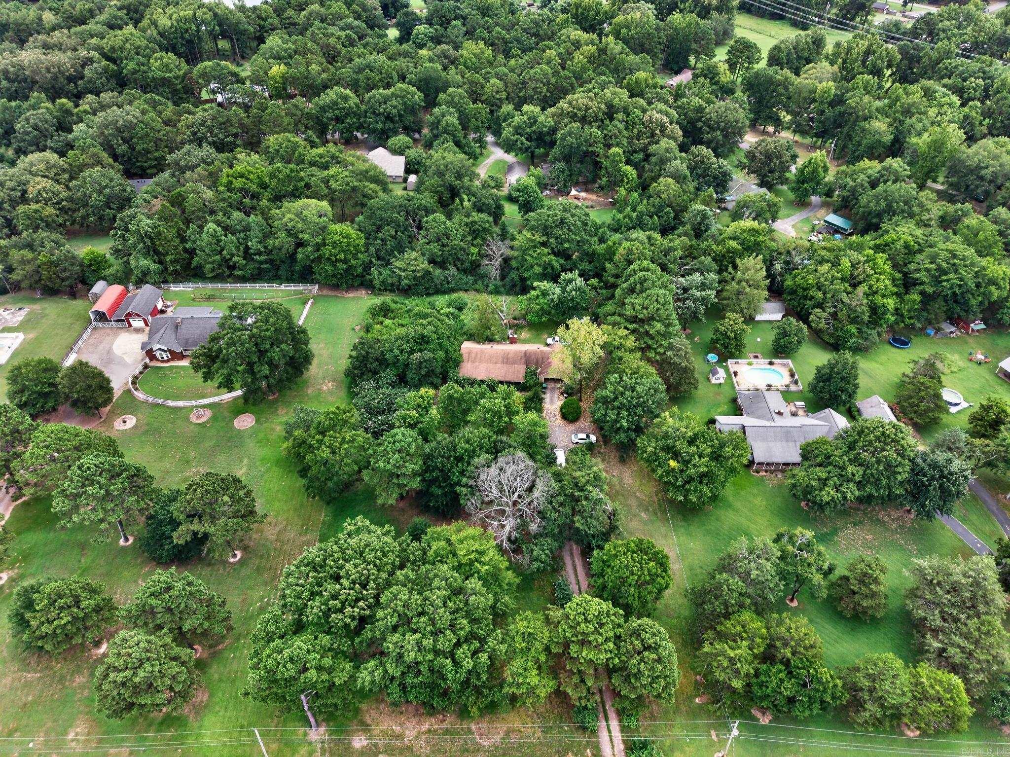 272 Wakerobin Road Property Photo 36