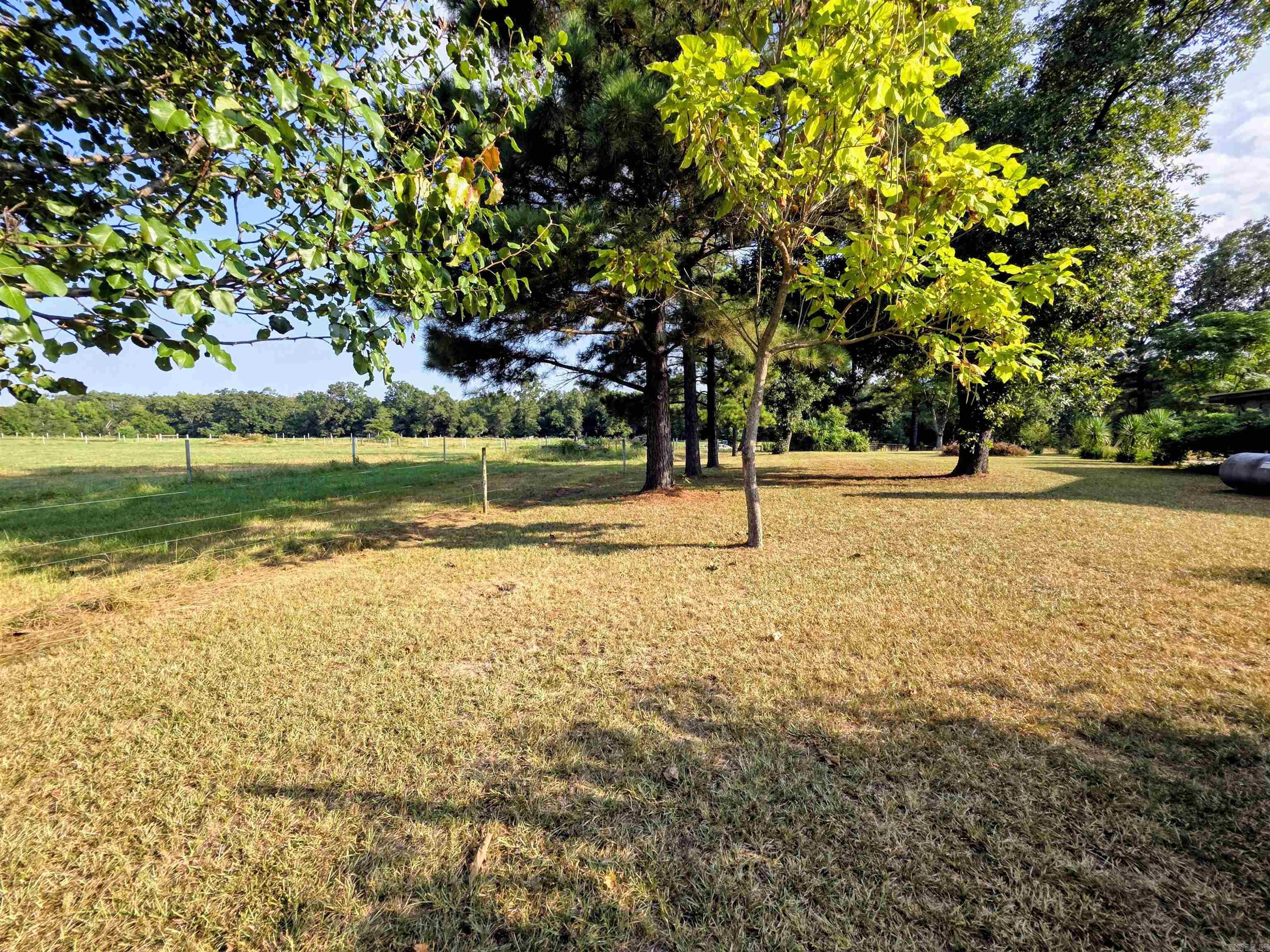 181 Merry Ln Property Photo 24