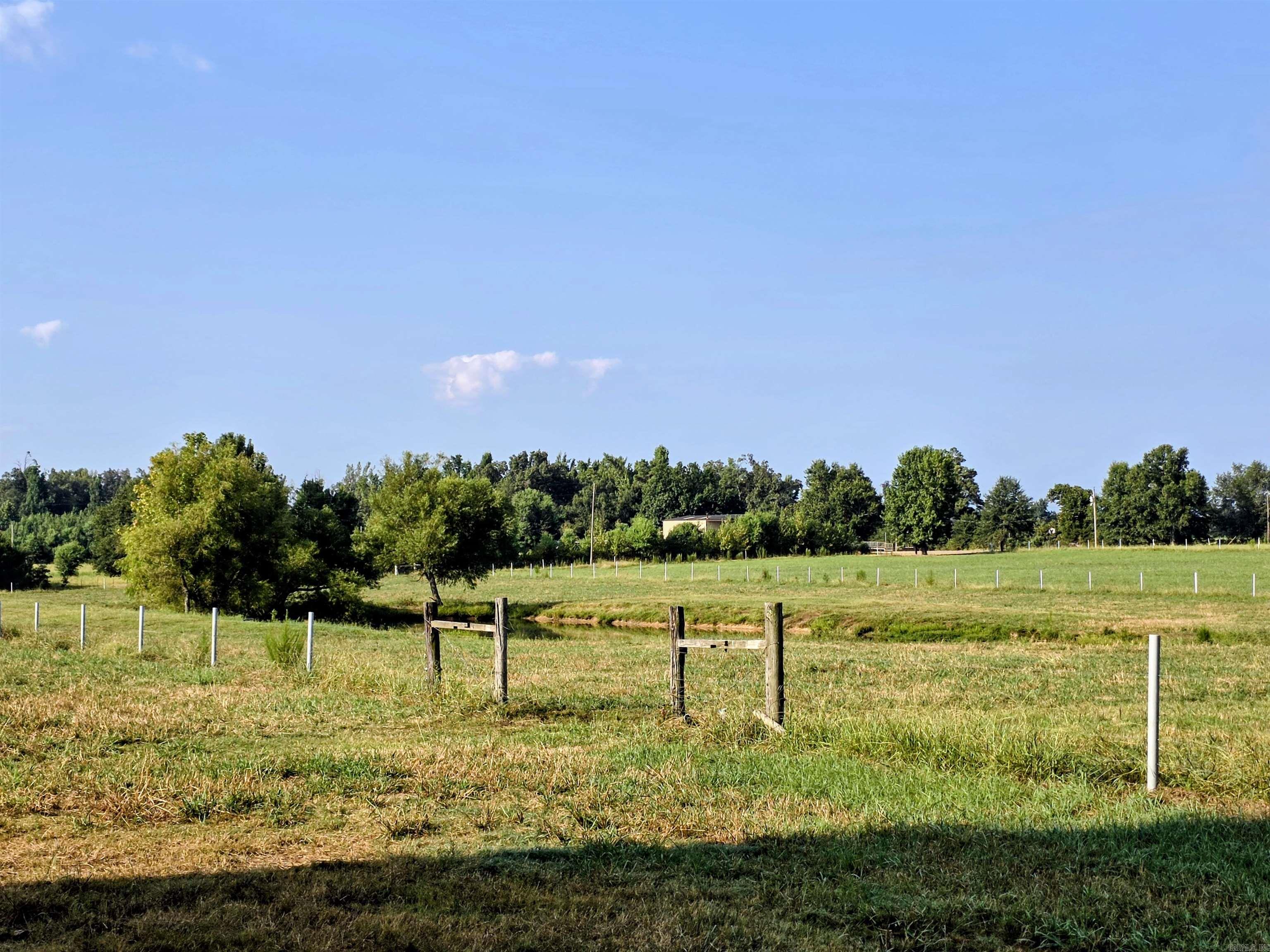 181 Merry Ln Property Photo 25