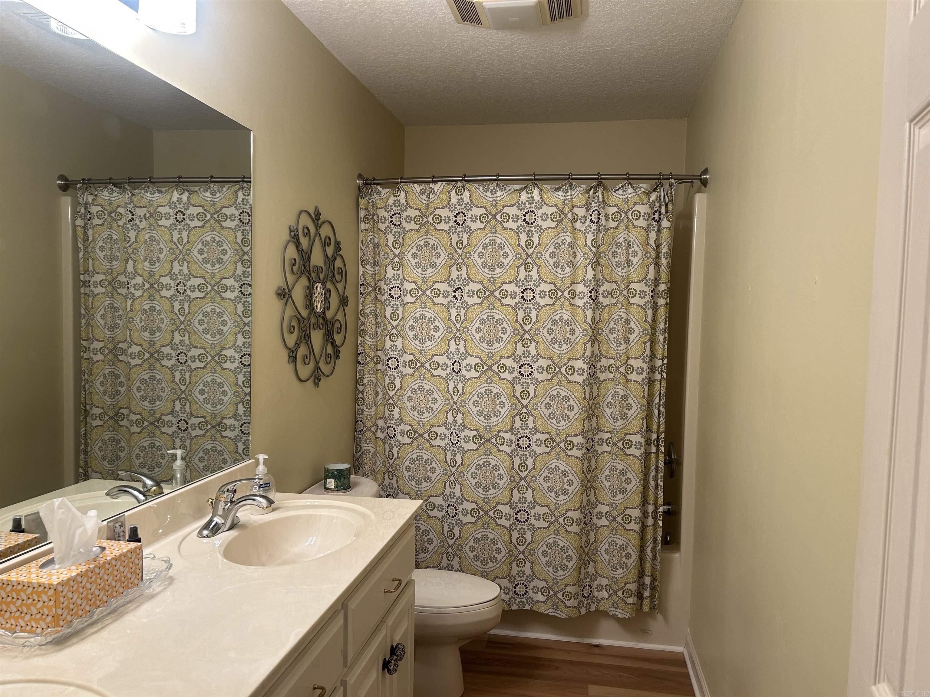 100 Pebble Beach Drive Property Photo 12