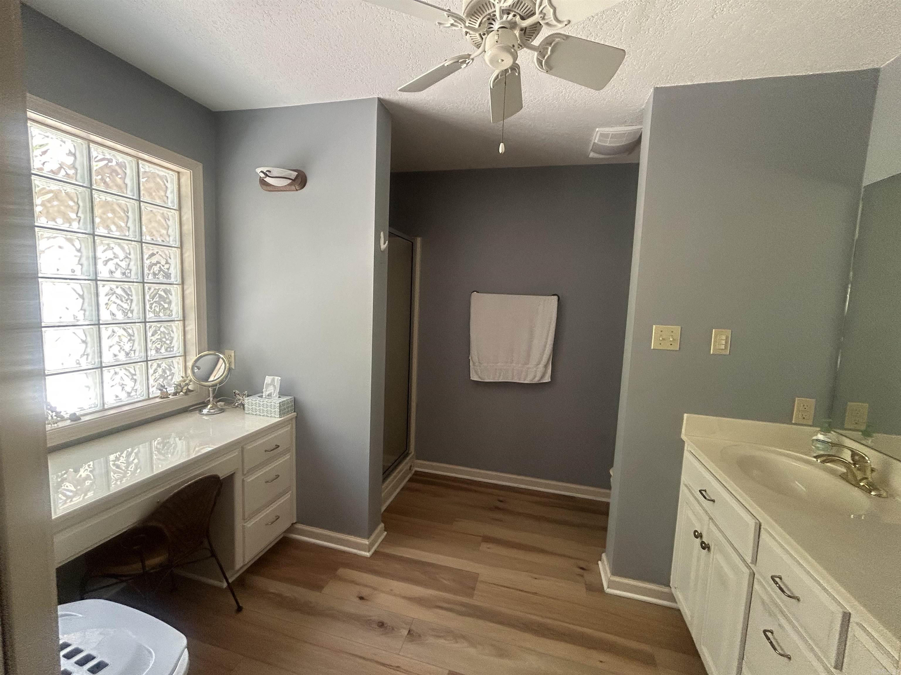 100 Pebble Beach Drive Property Photo 17