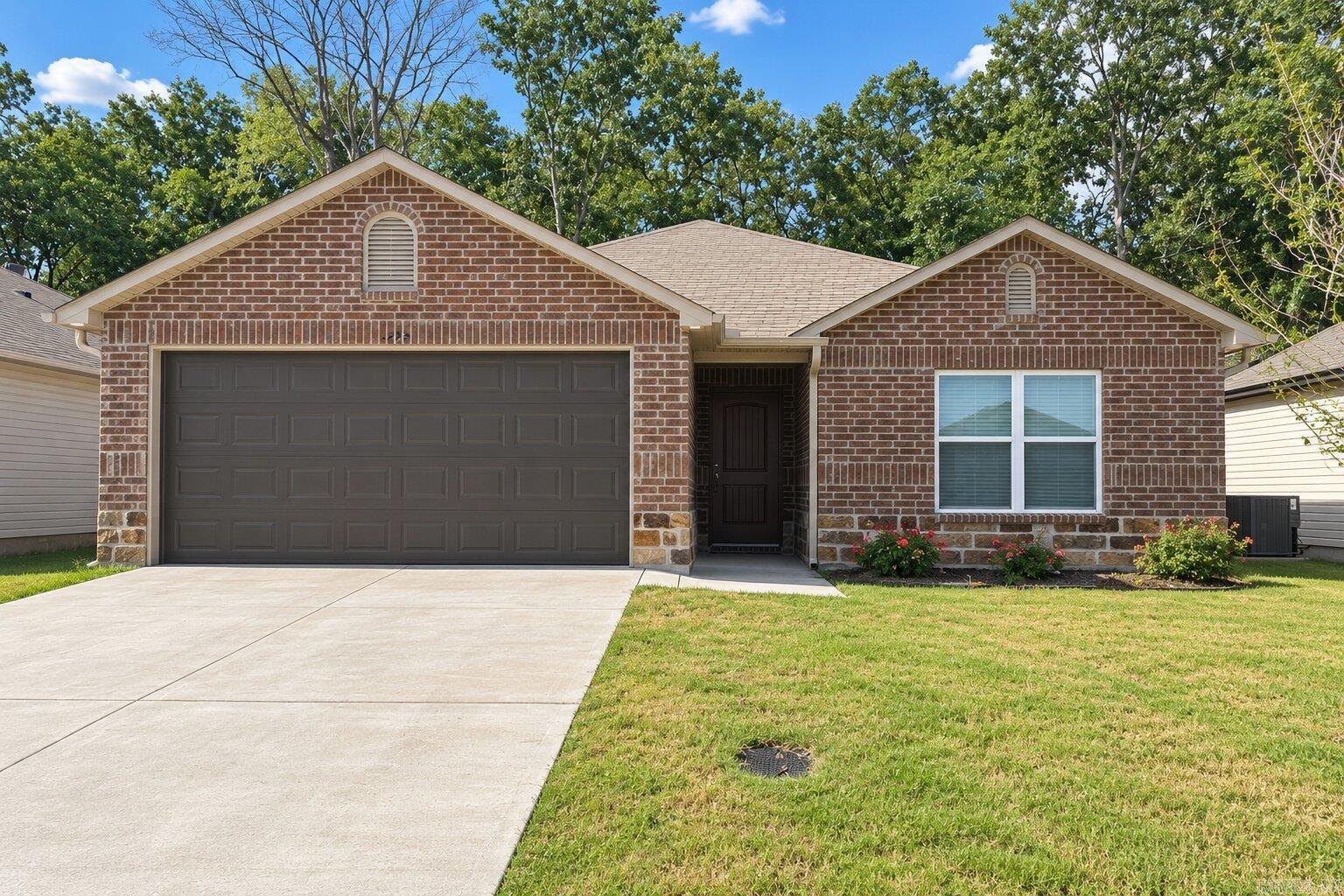 1212 Crotale Street Property Photo 1