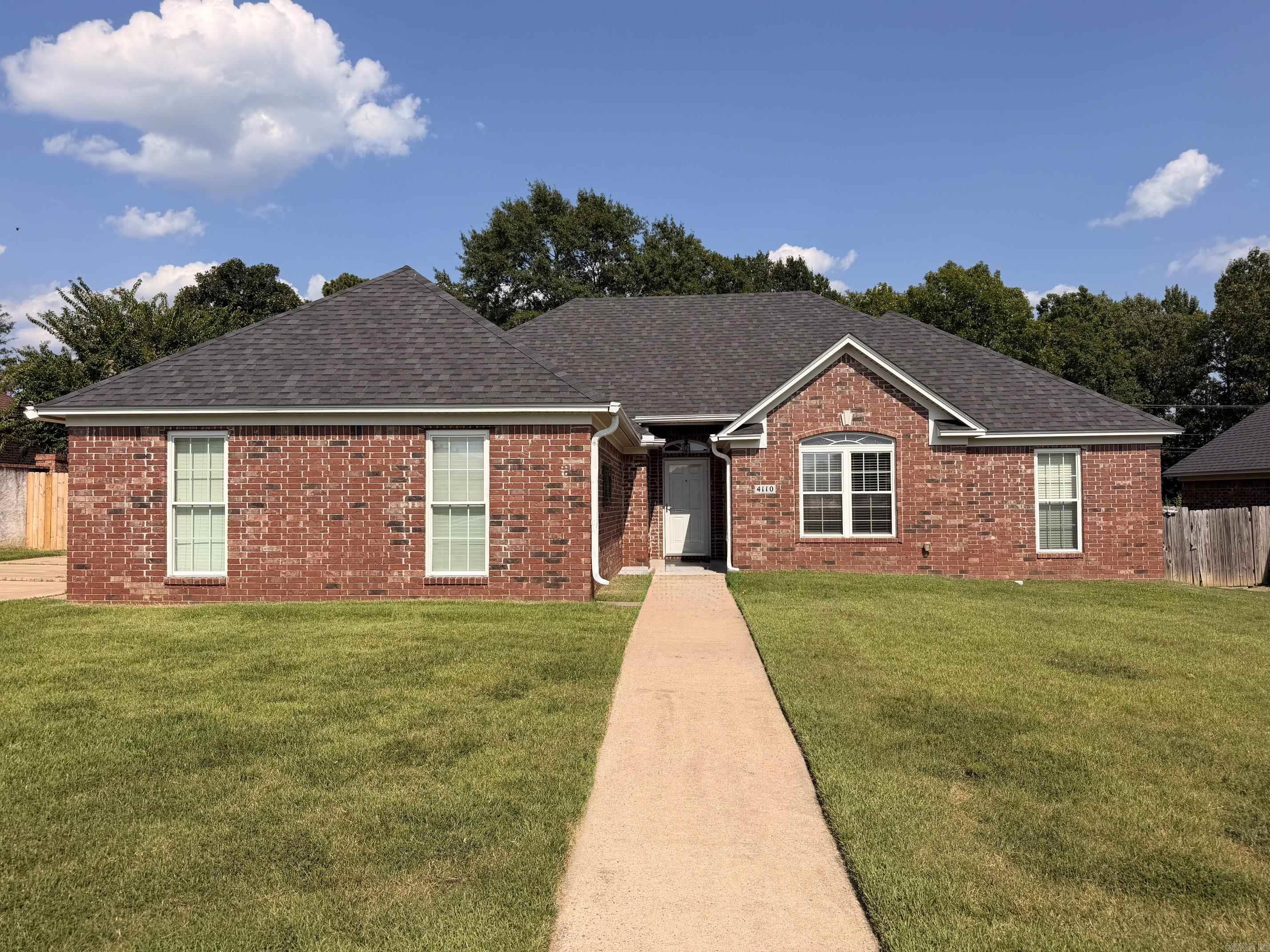 4110 Stoneybrook Drive Property Photo 1