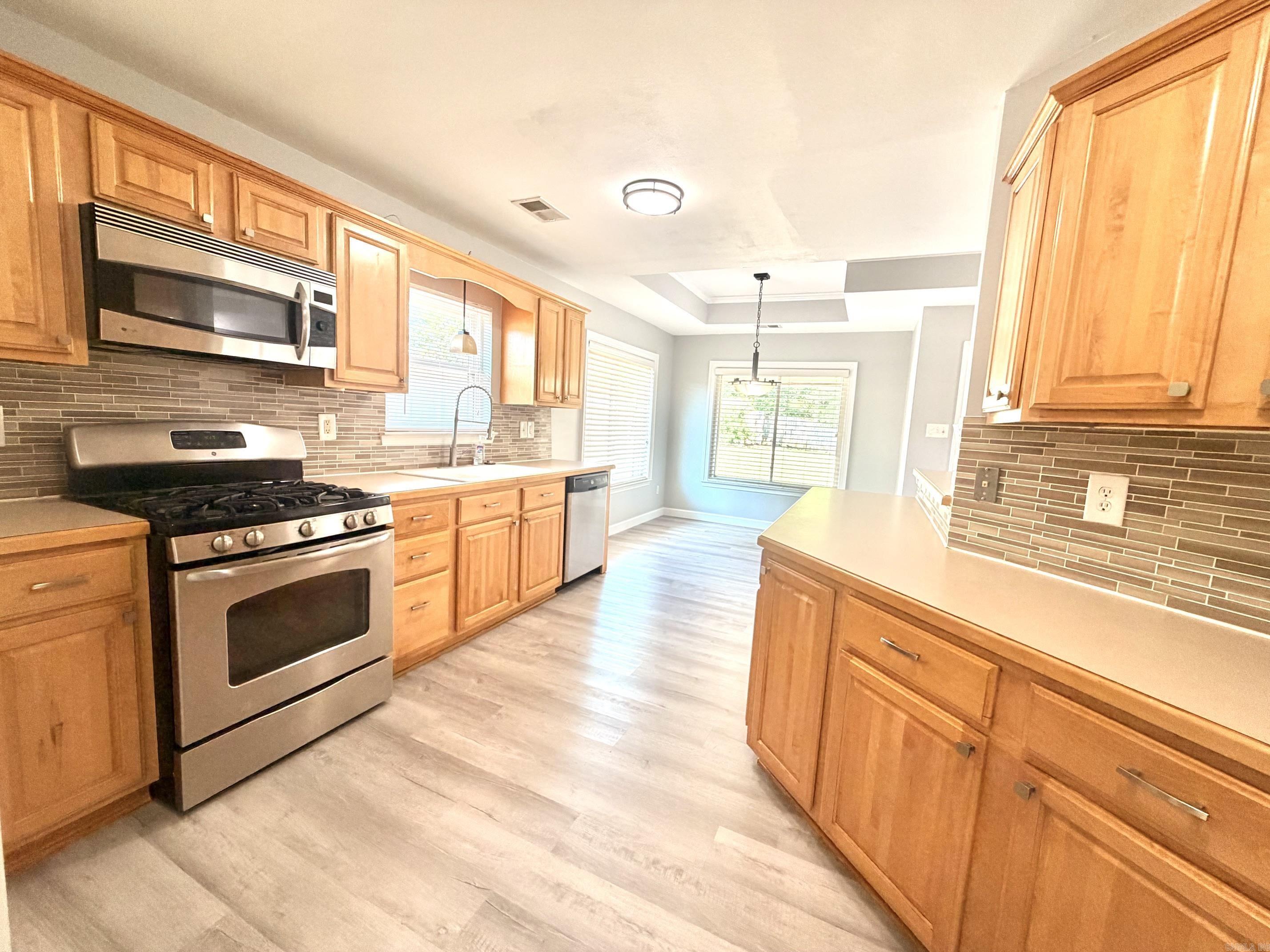 4110 Stoneybrook Drive Property Photo 10