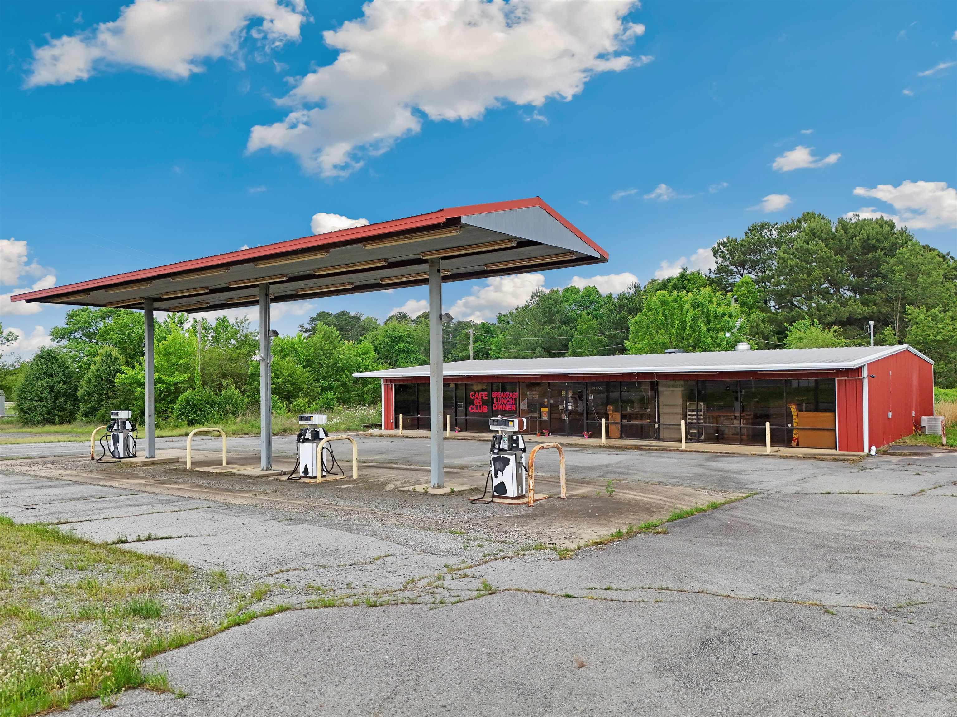 16508 S 65 Highway Property Photo 1