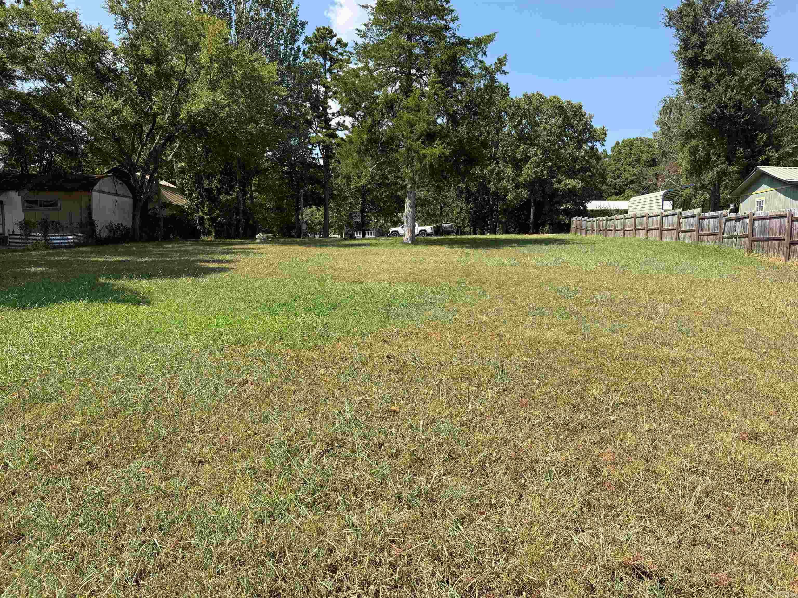 1008 Oak St. Property Photo 9