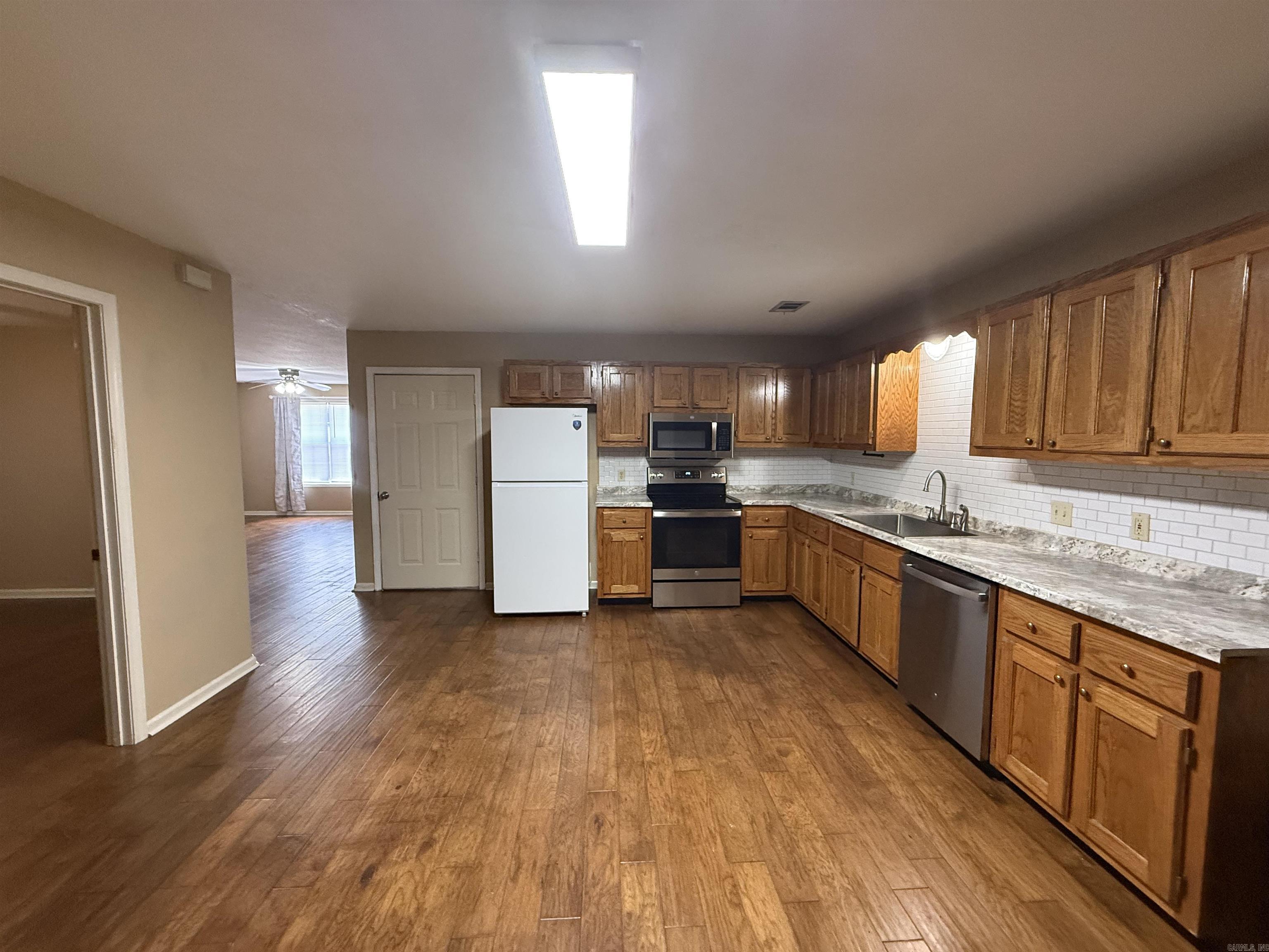 5703 & 5705 Cedar Street Property Photo 2