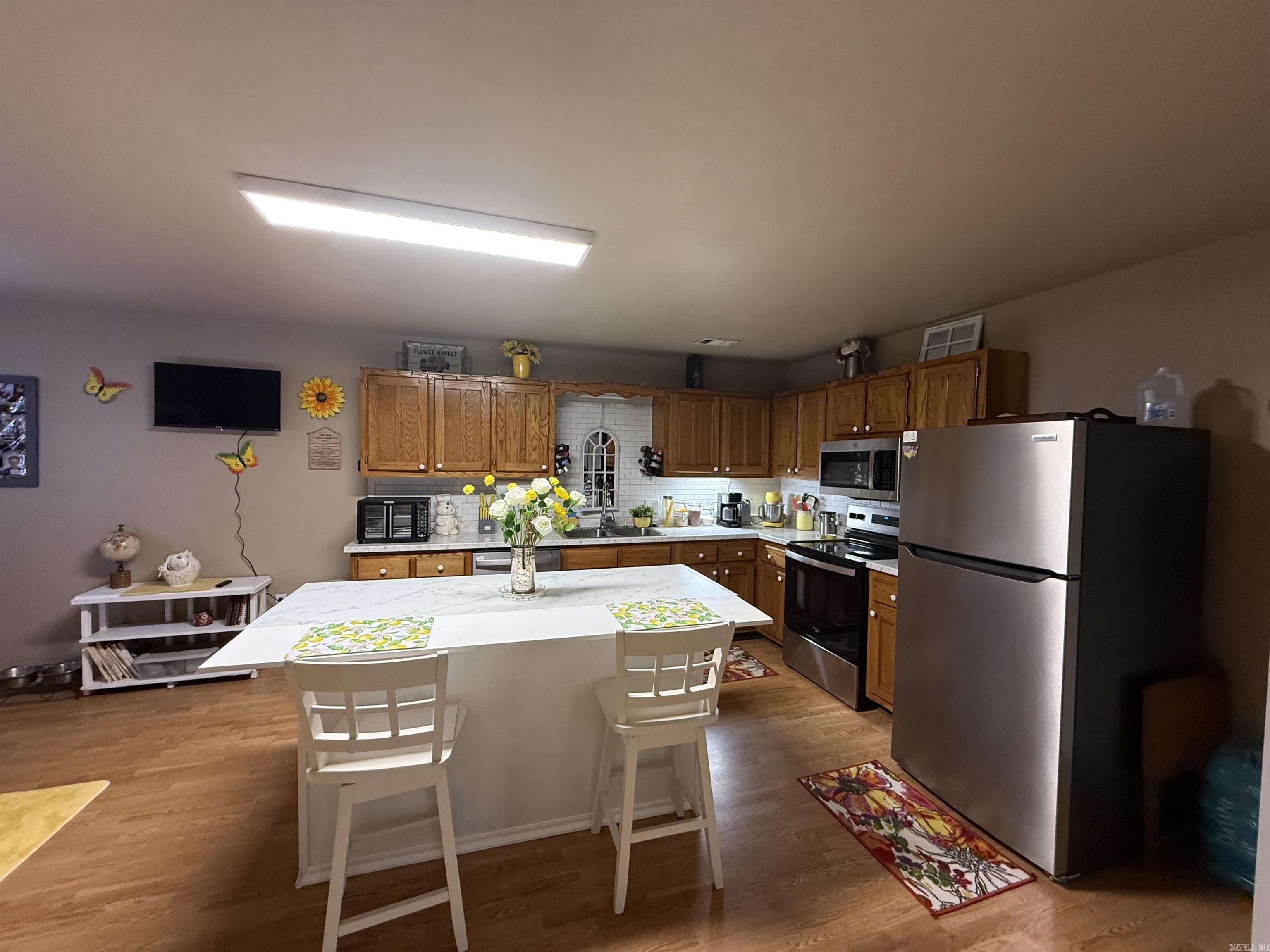 5703 & 5705 Cedar Street Property Photo 16