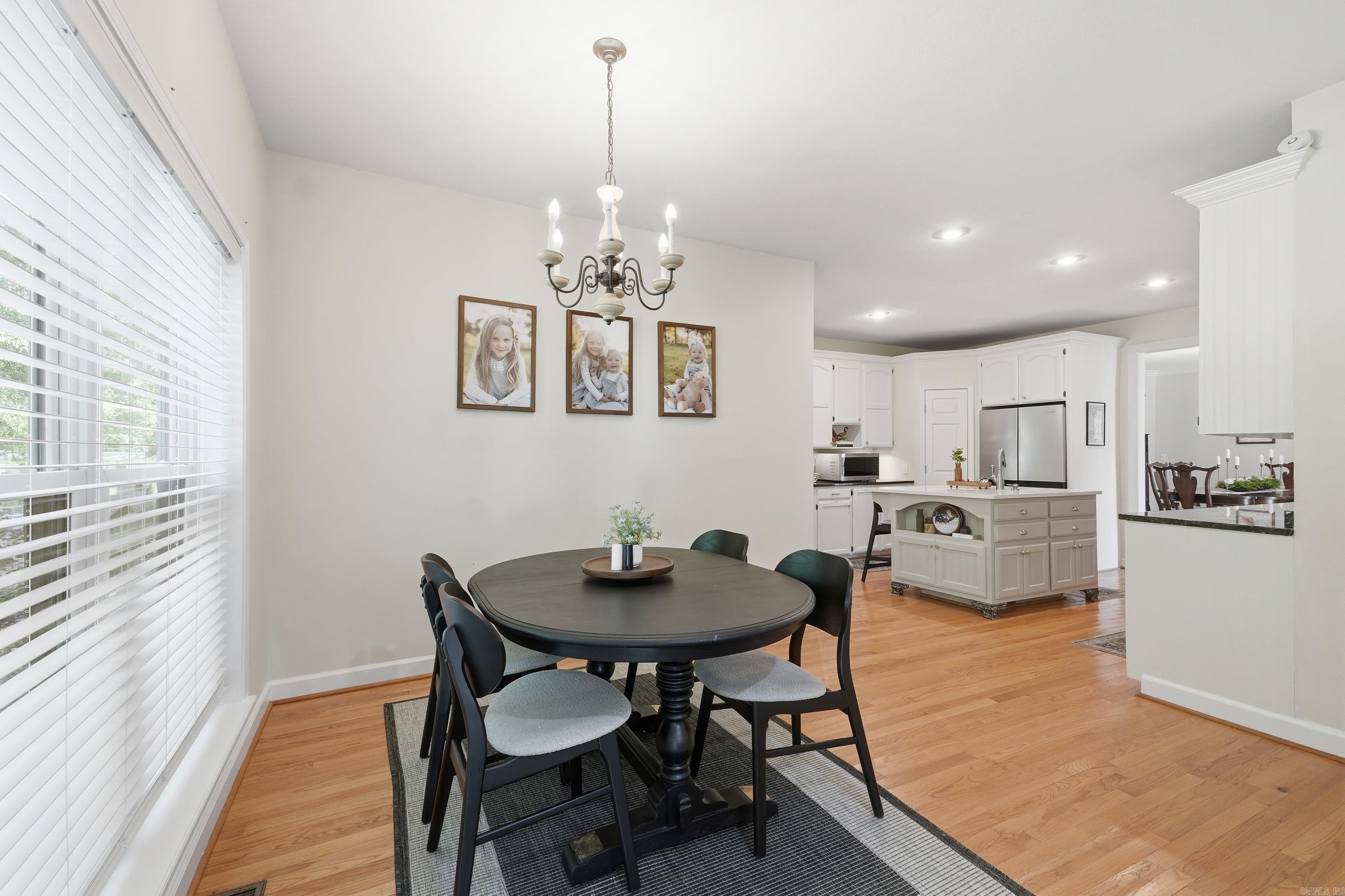 4 W Jericho Drive Property Photo 15