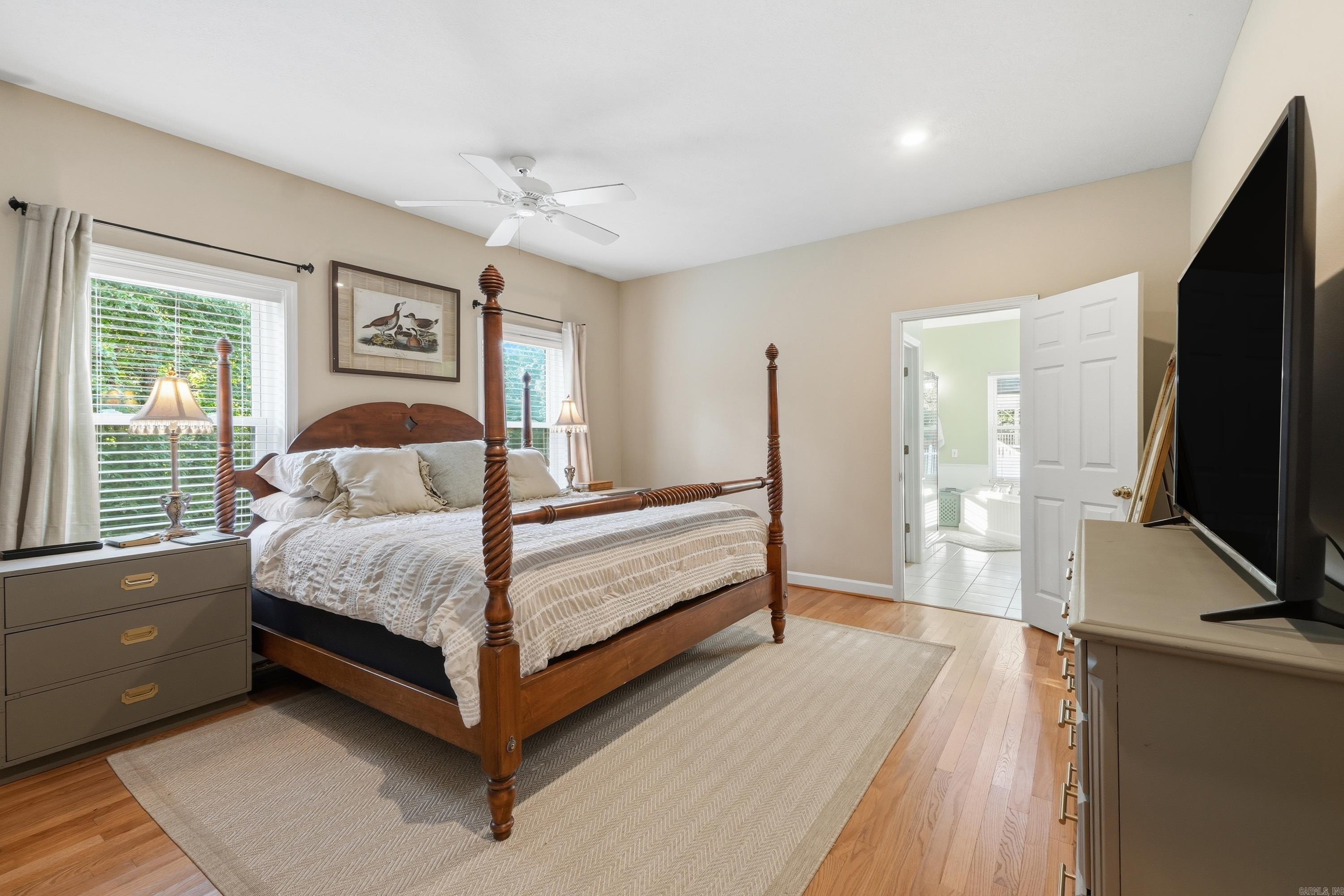 4 W Jericho Drive Property Photo 21