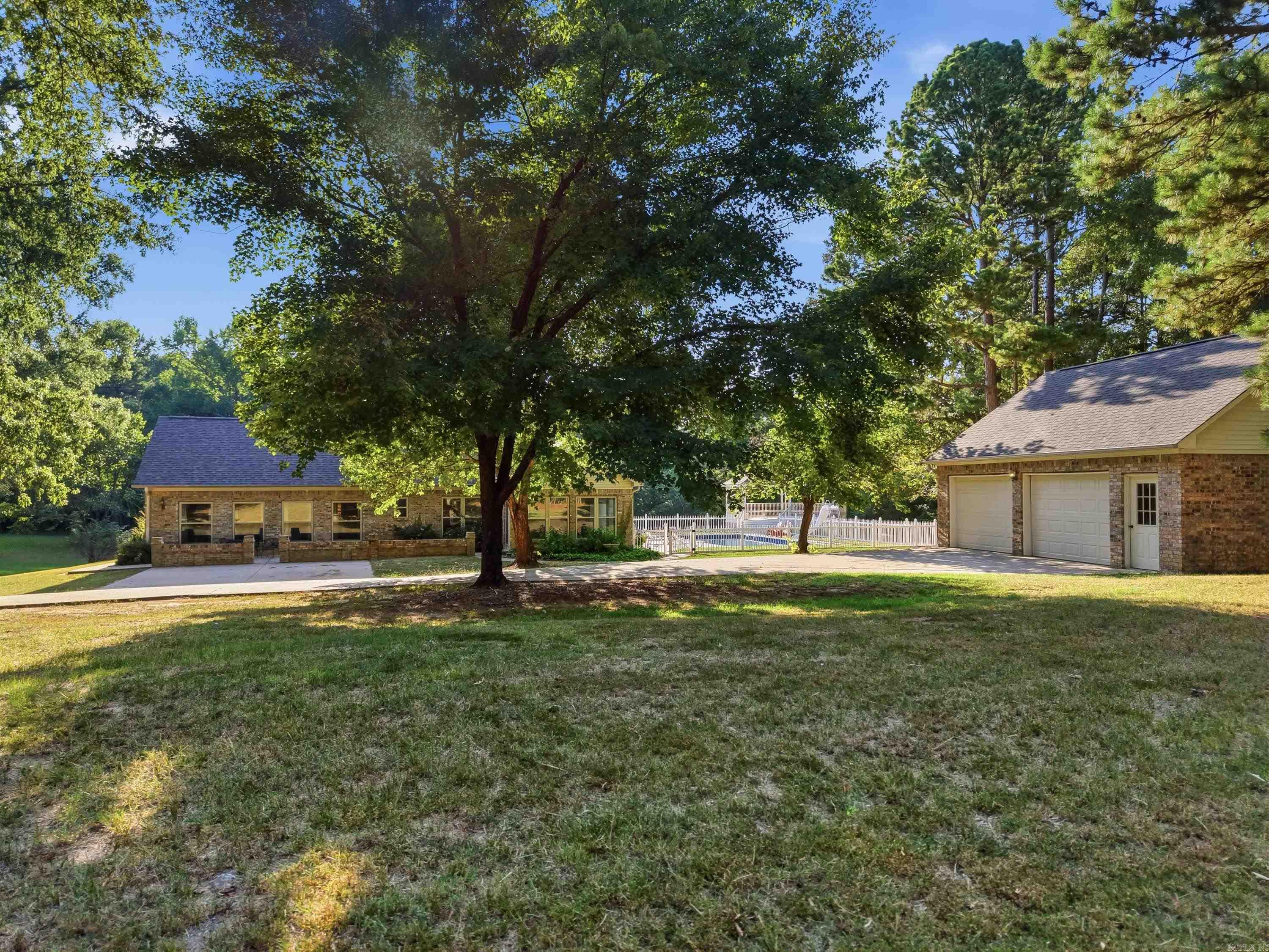 4 W Jericho Drive Property Photo 36
