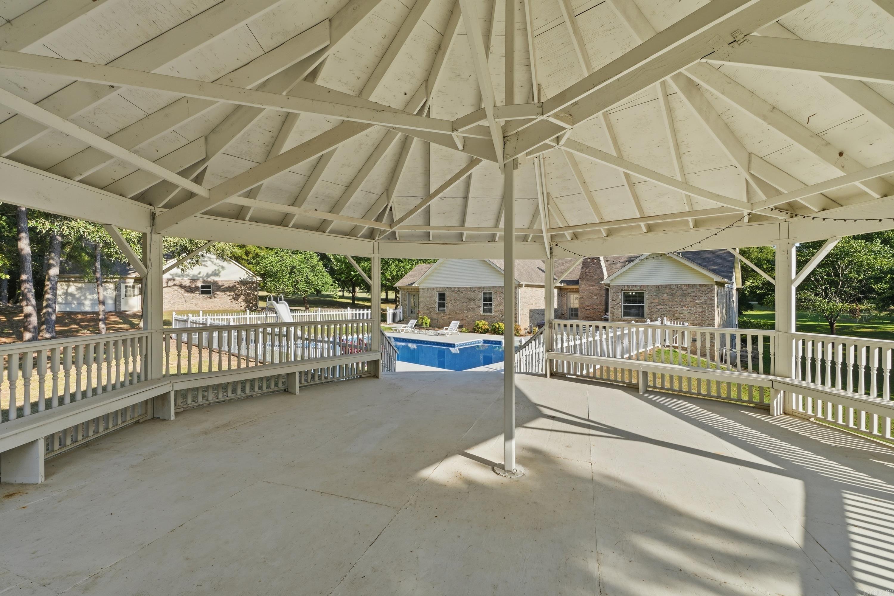 4 W Jericho Drive Property Photo 40
