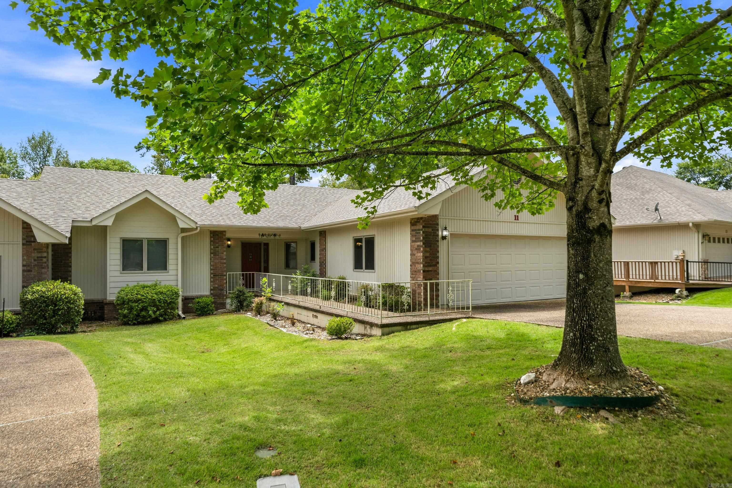 11 Arista Lane Property Photo 3
