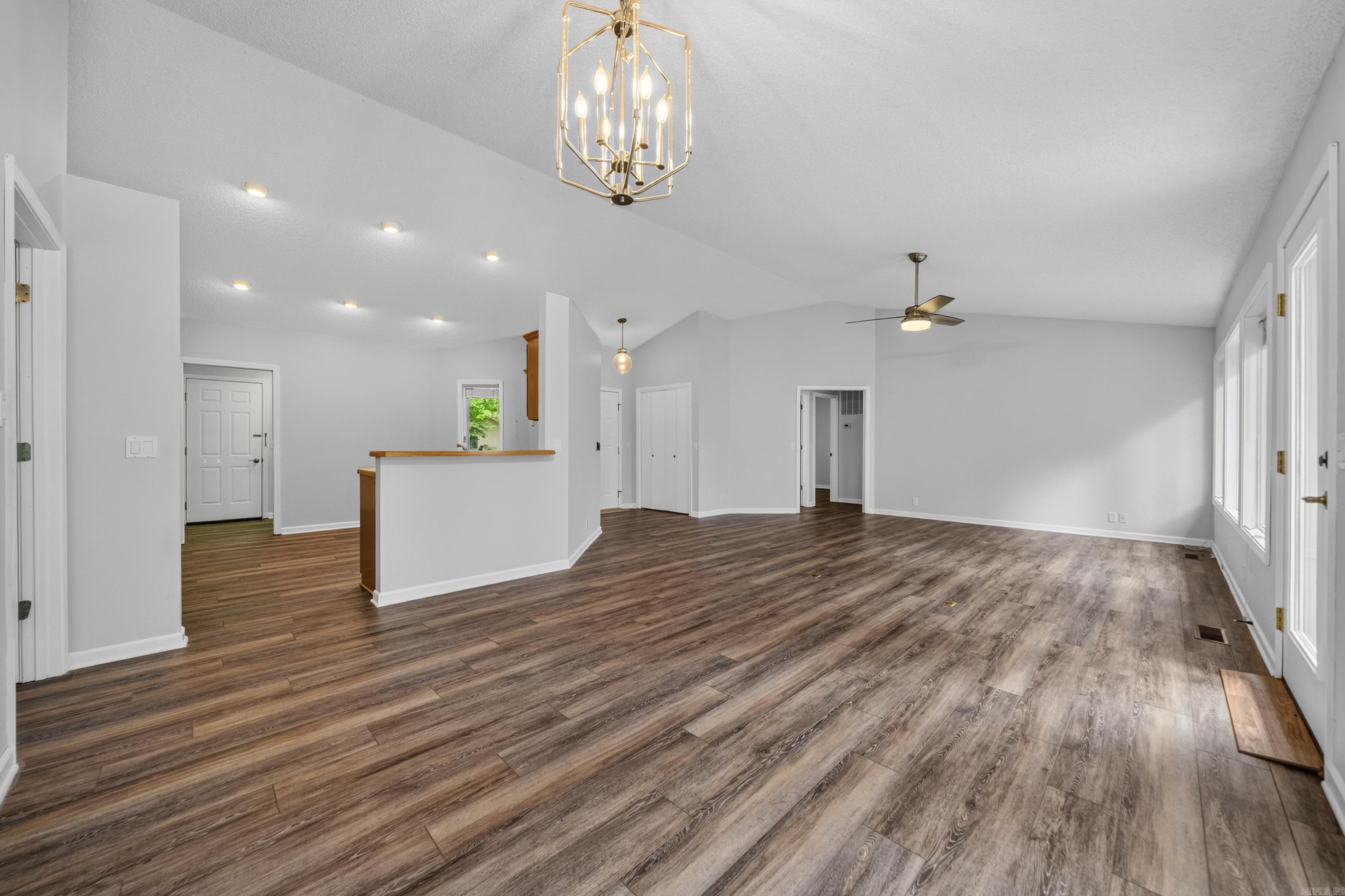 11 Arista Lane Property Photo 23