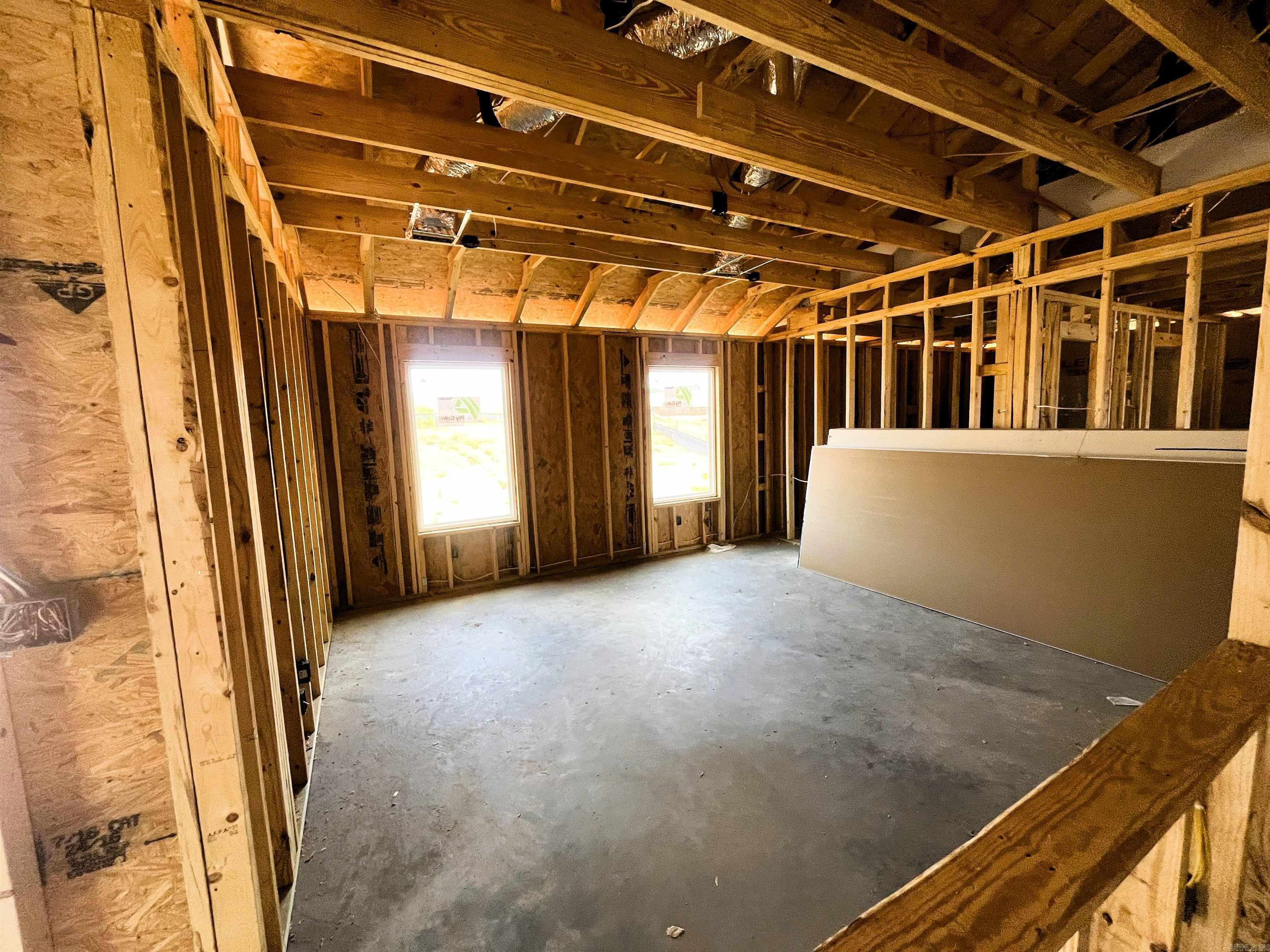 1652 Rambling Brook Drive Property Photo 3