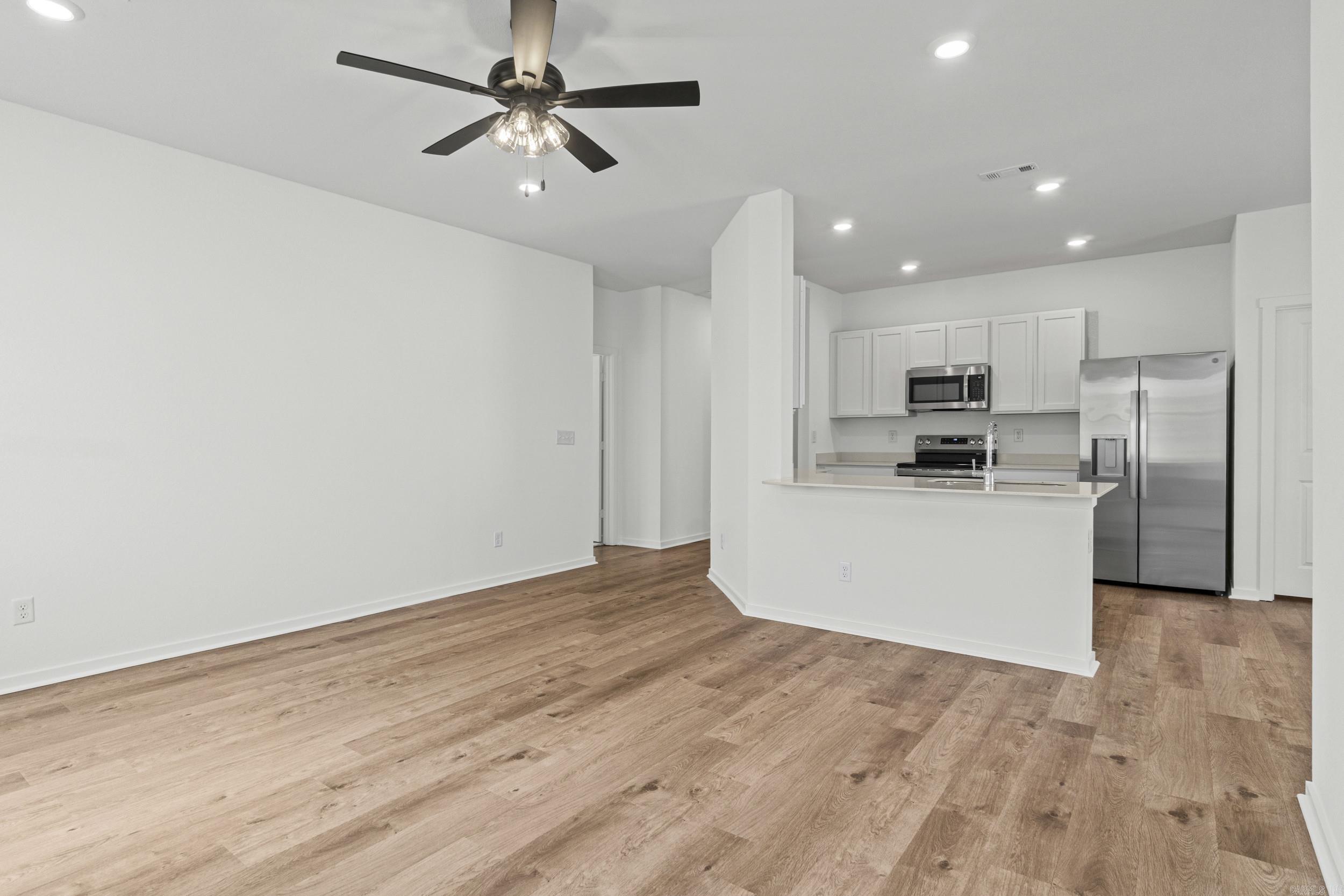 1652 Rambling Brook Drive Property Photo 8
