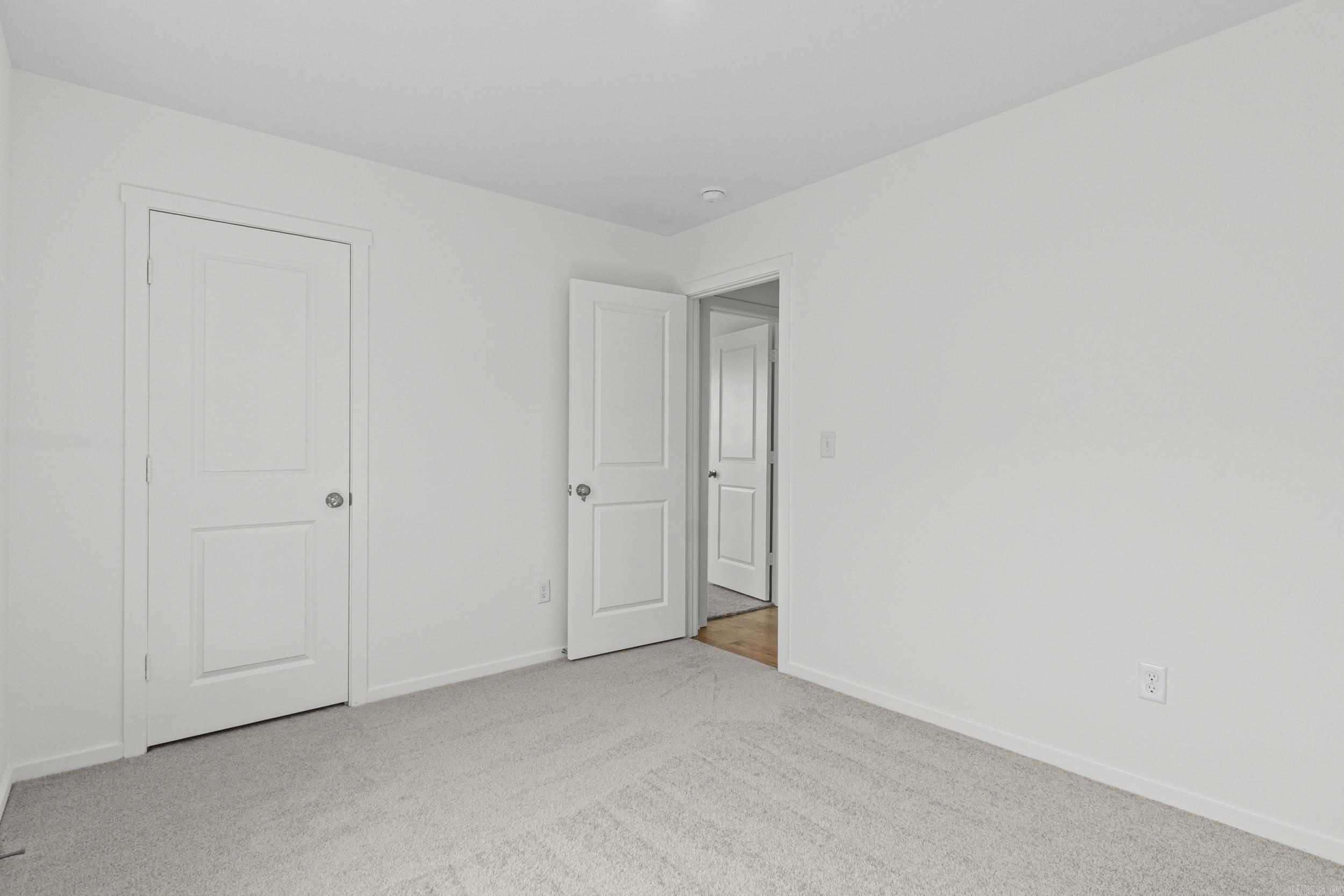 1652 Rambling Brook Drive Property Photo 25