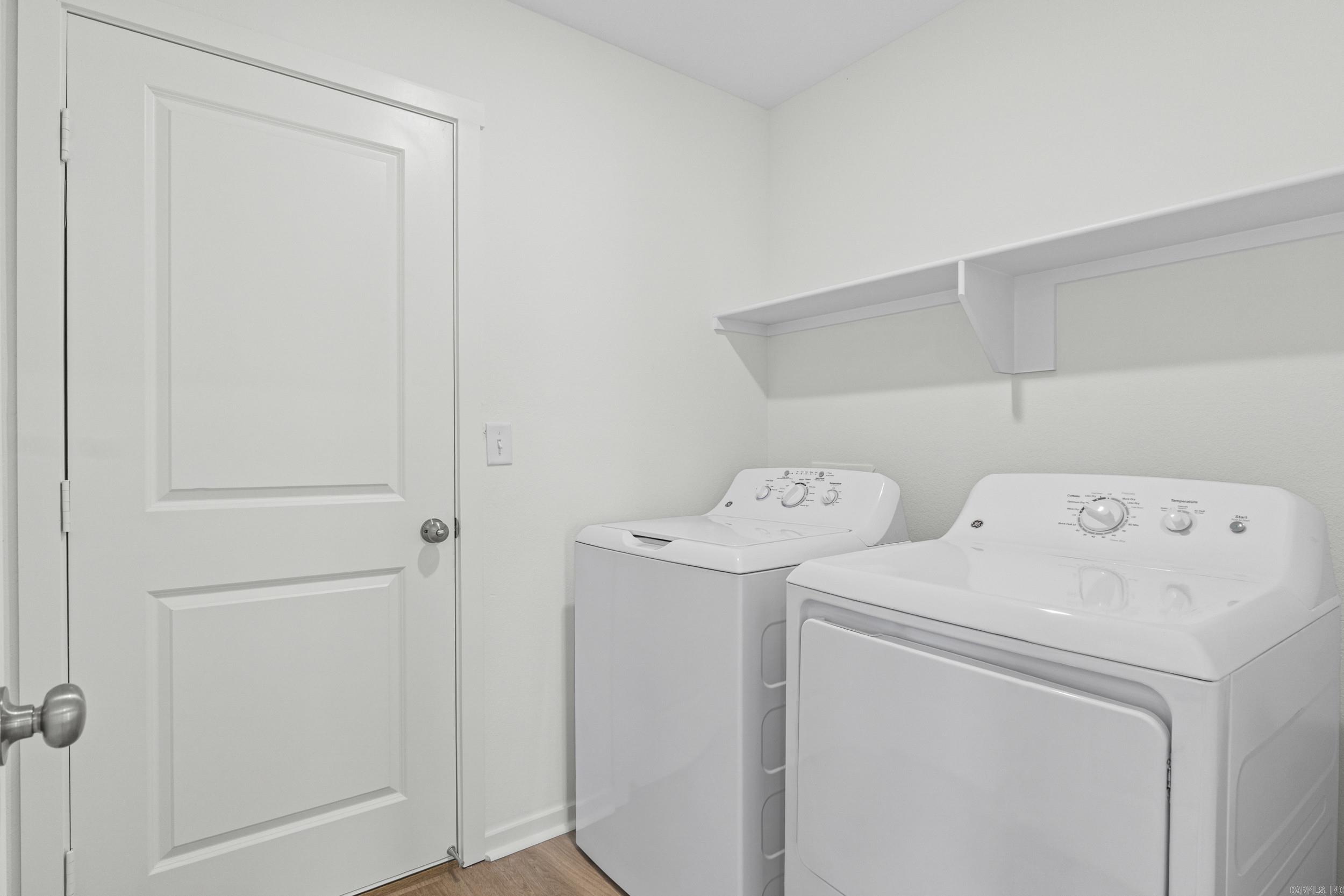 1652 Rambling Brook Drive Property Photo 27