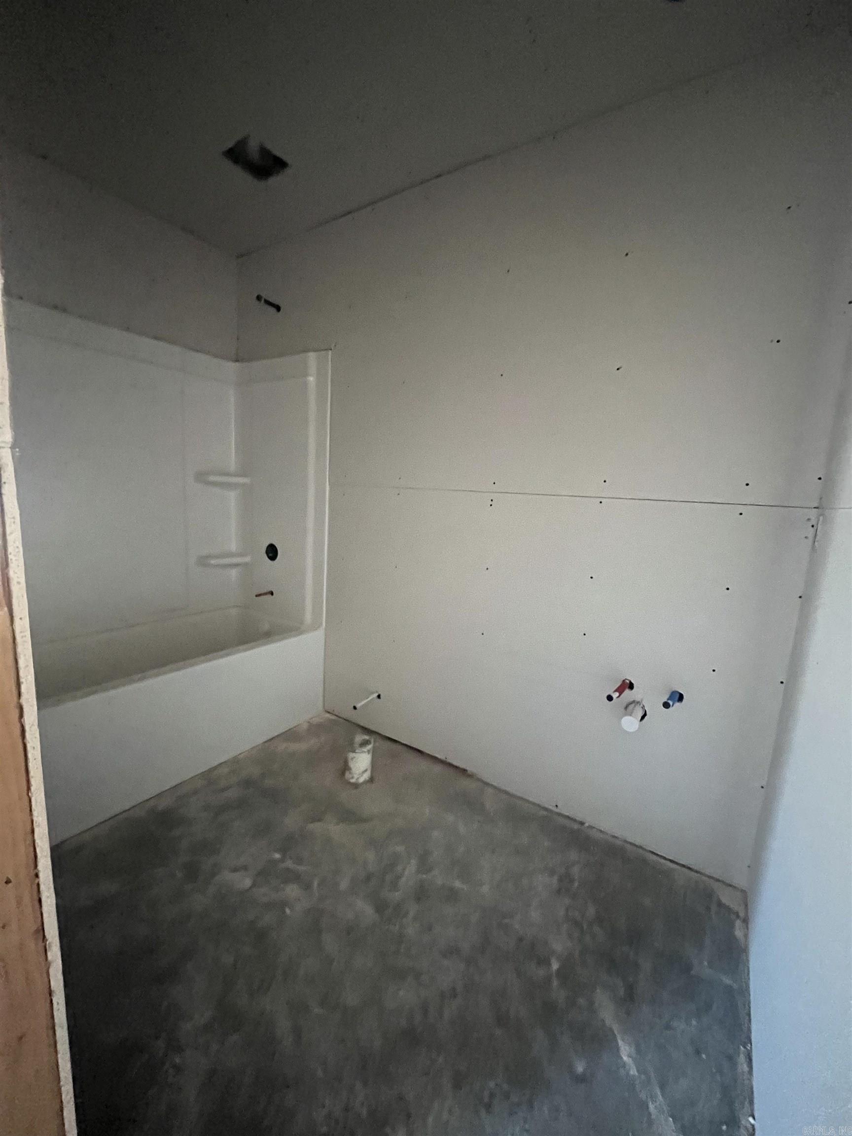 1656 Rambling Brook Drive Property Photo 6