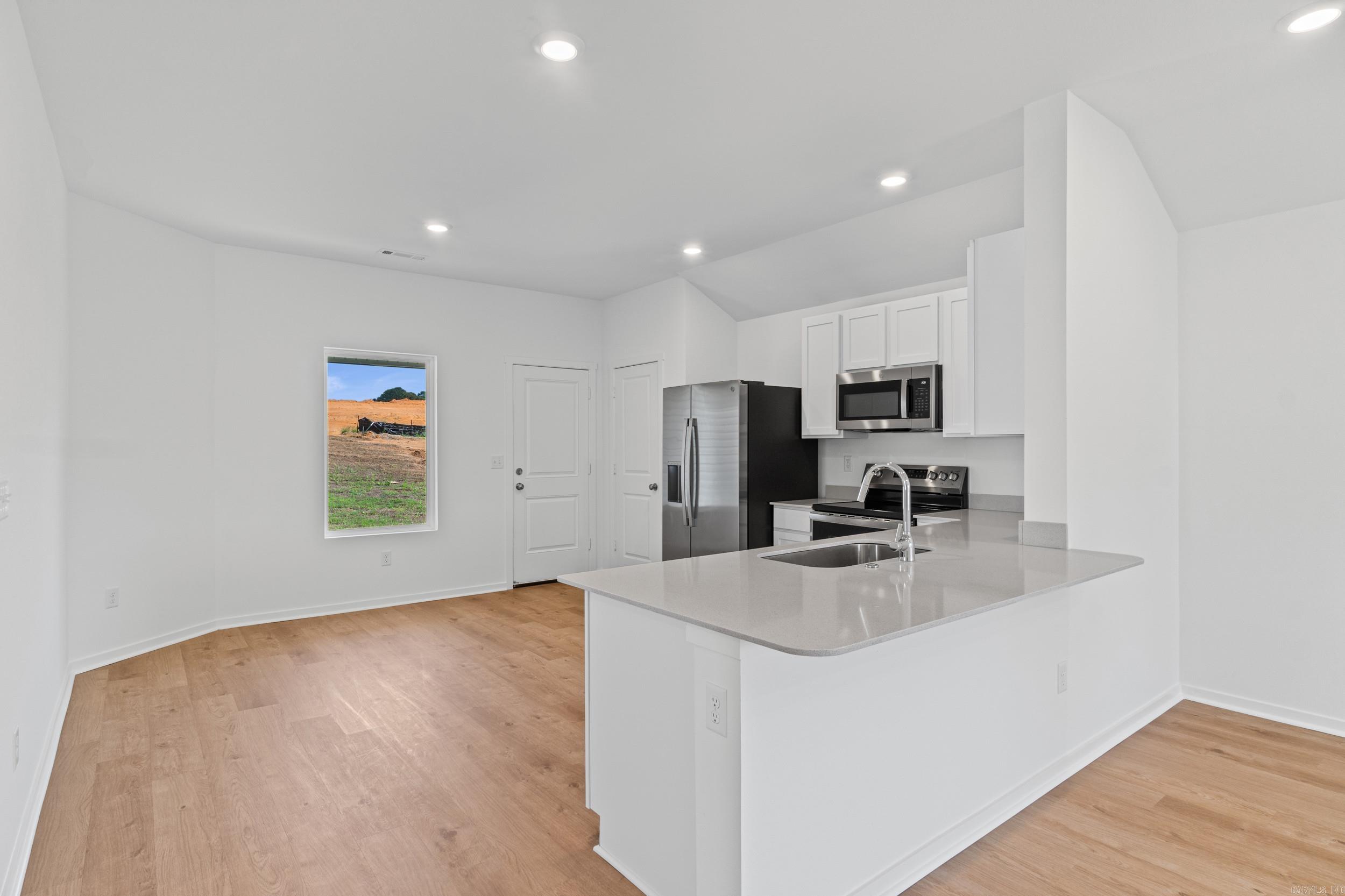 1656 Rambling Brook Drive Property Photo 11