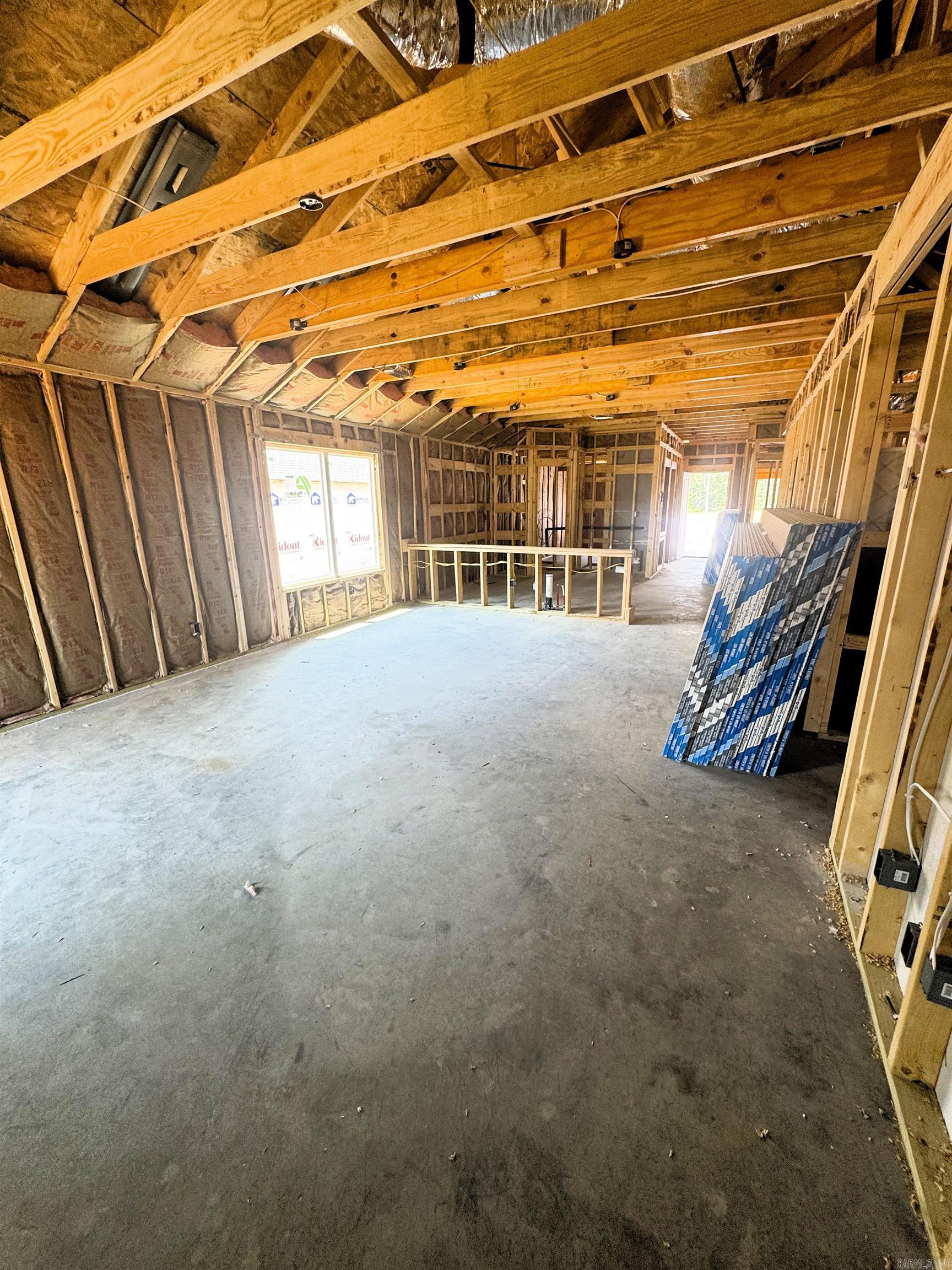 1644 Rambling Brook Drive Property Photo 4