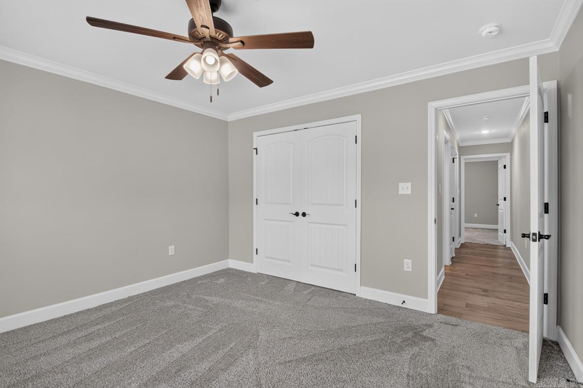 689 Lucy Ln Property Photo 24