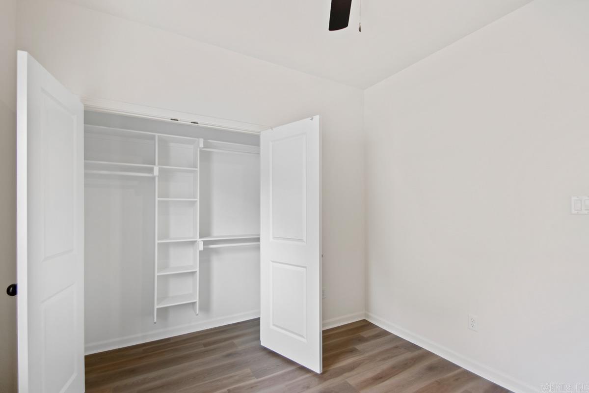 1001 Johnson St Property Photo 14