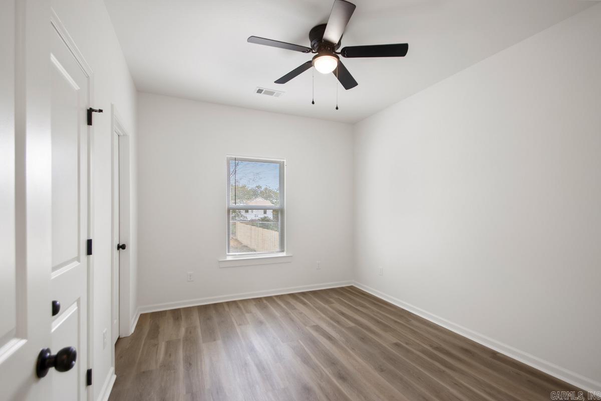 1001 Johnson St Property Photo 15