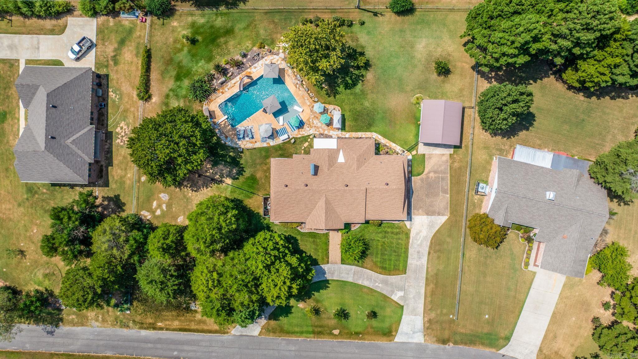 1216 Scenic Place Property Photo 2