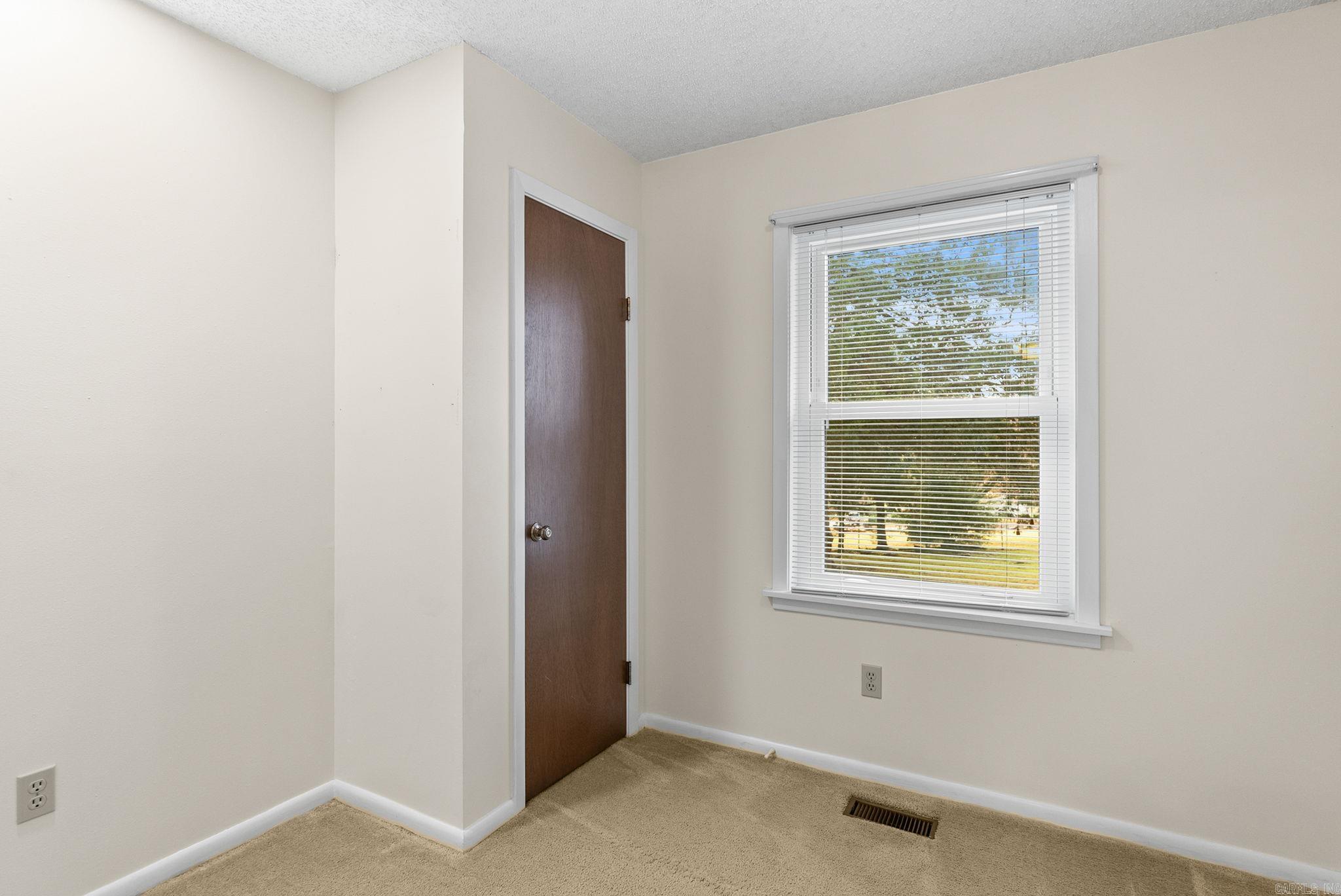 1216 Scenic Place Property Photo 37