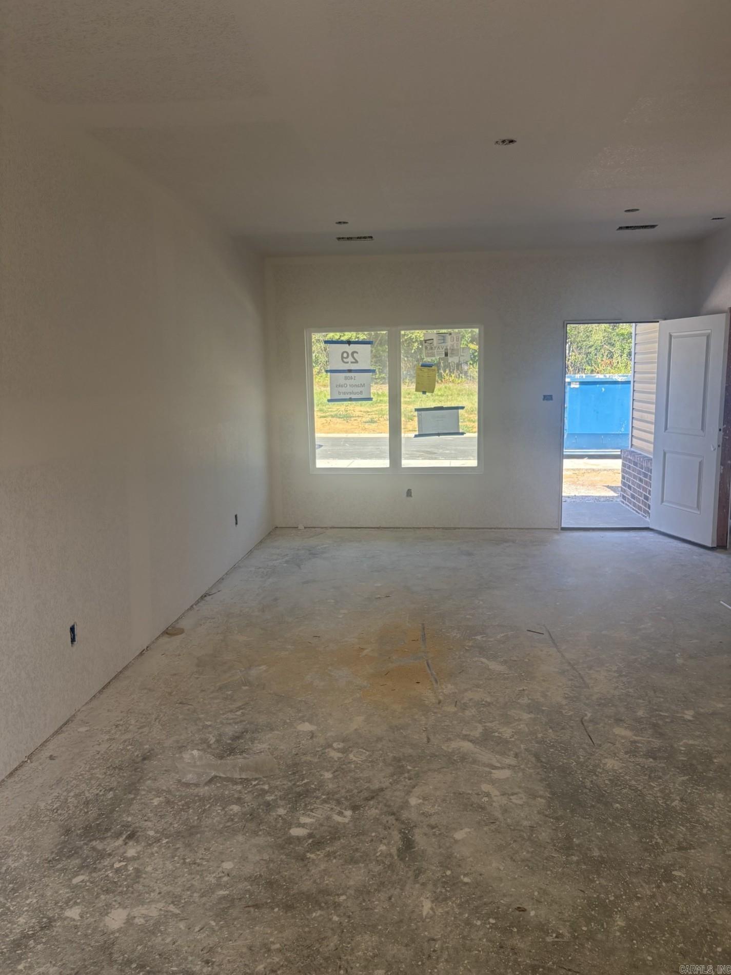1408 Manor Oaks Boulevard Property Photo 3