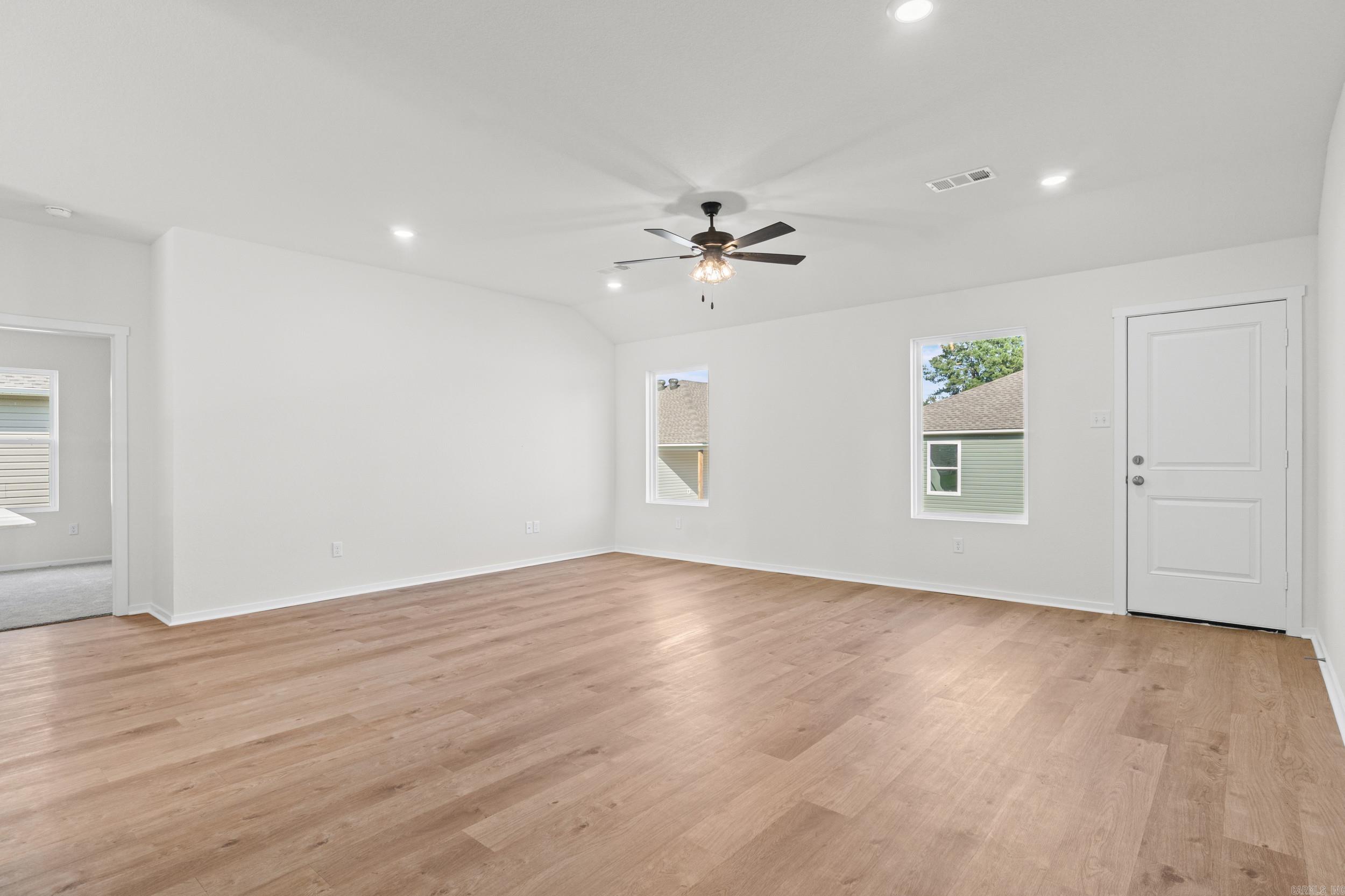 1410 Manor Oaks Boulevard Property Photo 7