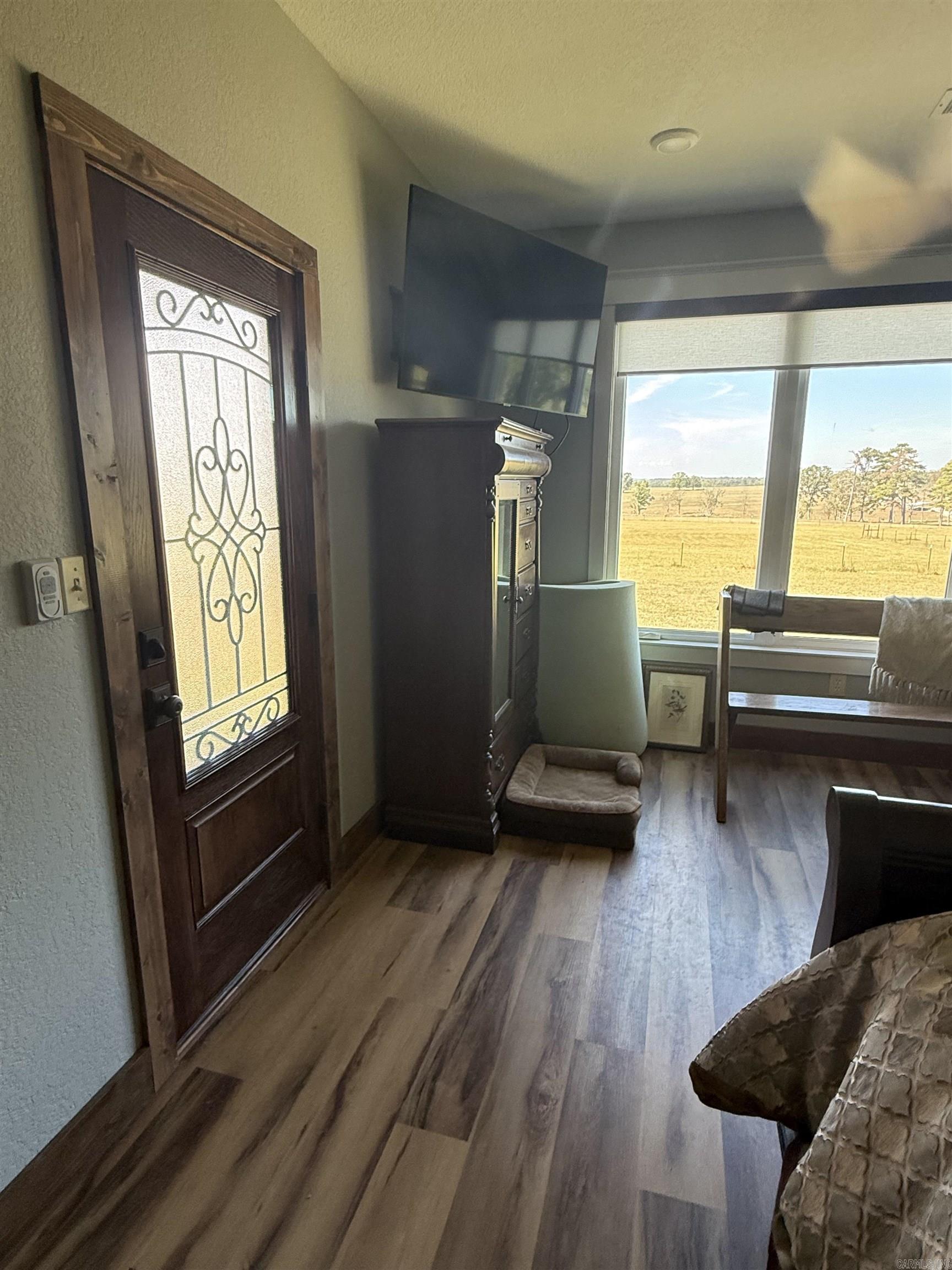 548 A Cornerstone Road Property Photo 18
