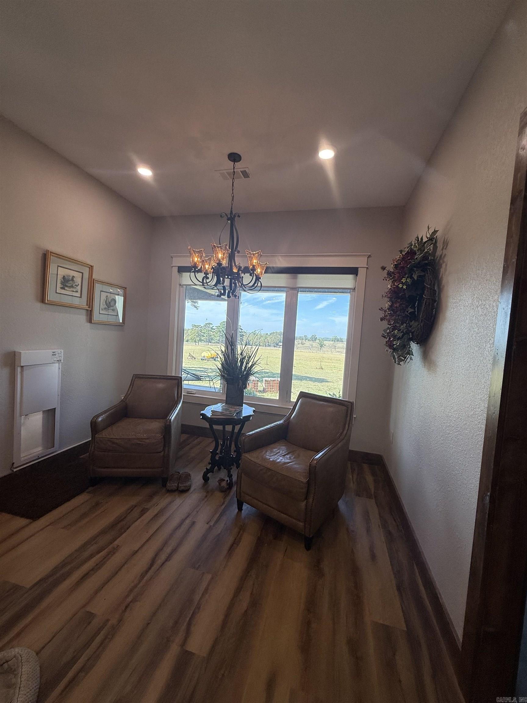 548 A Cornerstone Road Property Photo 21
