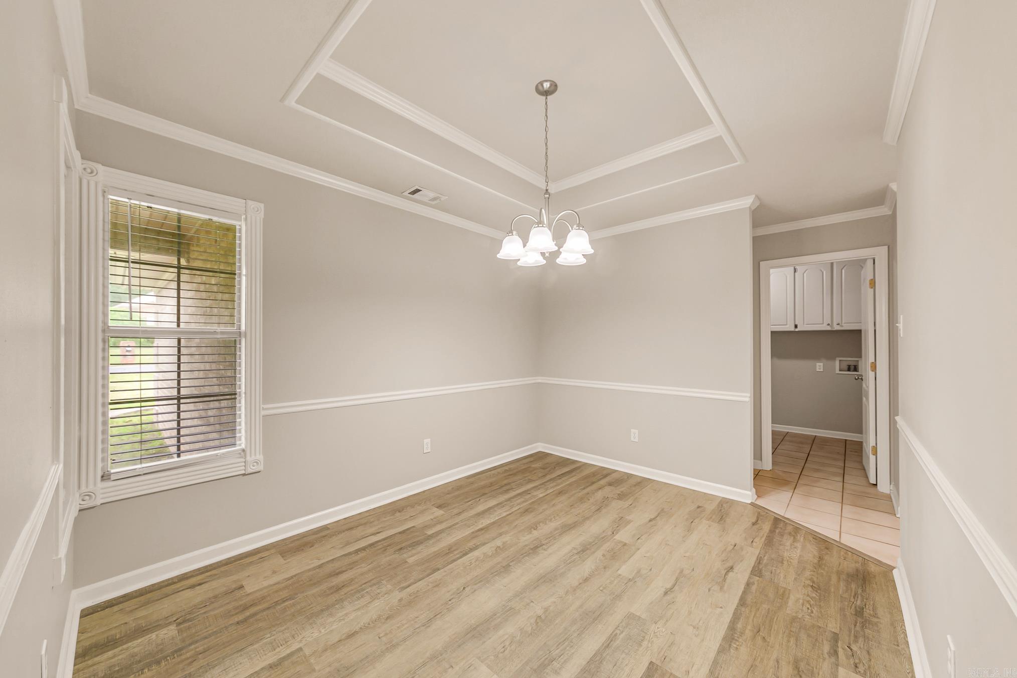 44 Gleneagle Drive Property Photo 5