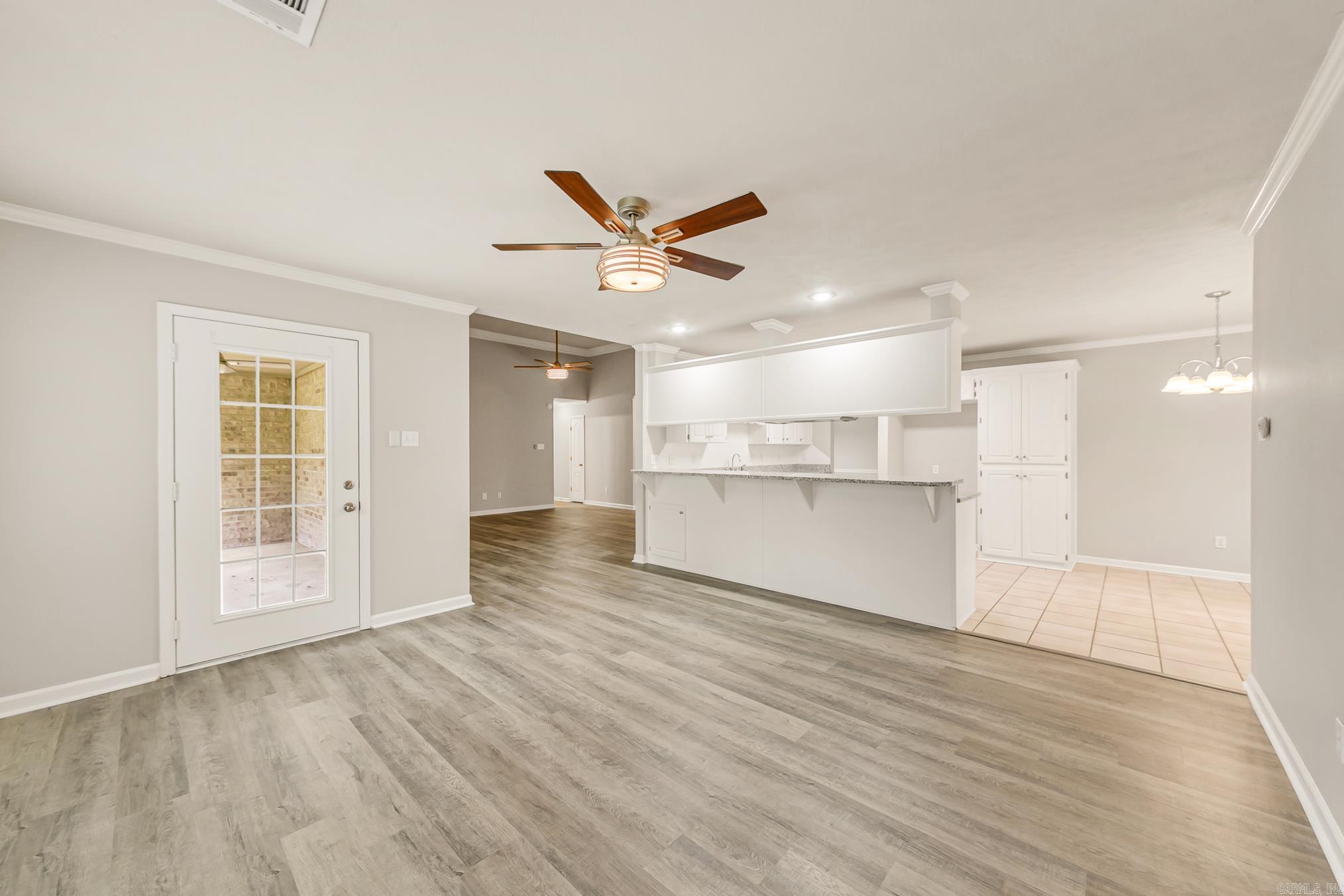 44 Gleneagle Drive Property Photo 11
