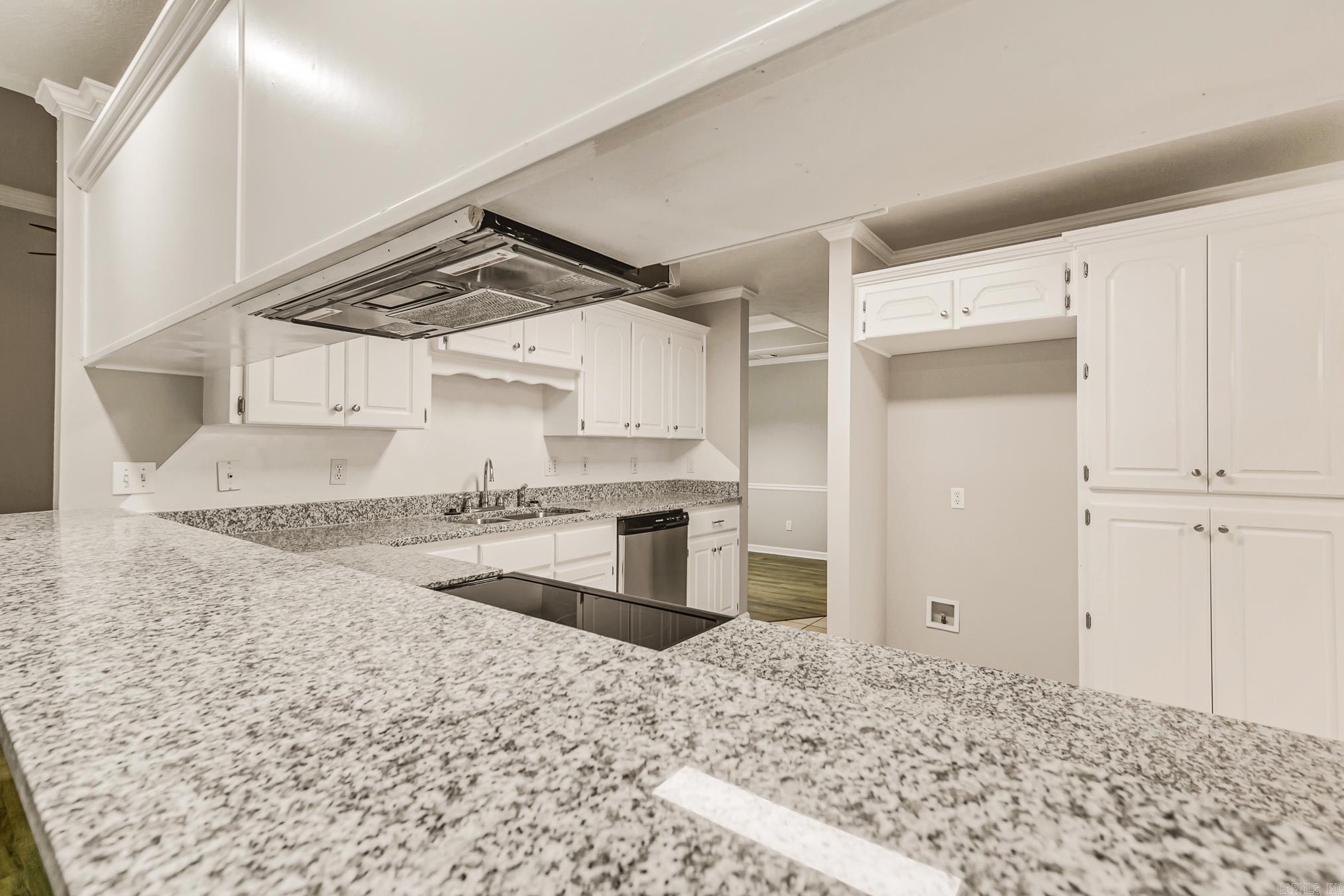 44 Gleneagle Drive Property Photo 13