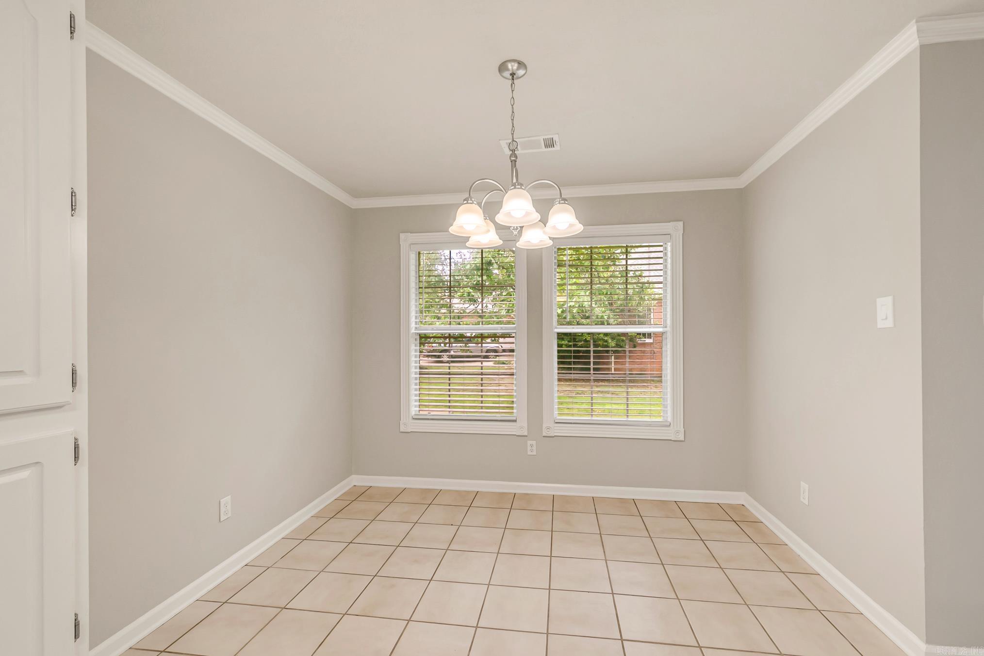 44 Gleneagle Drive Property Photo 14