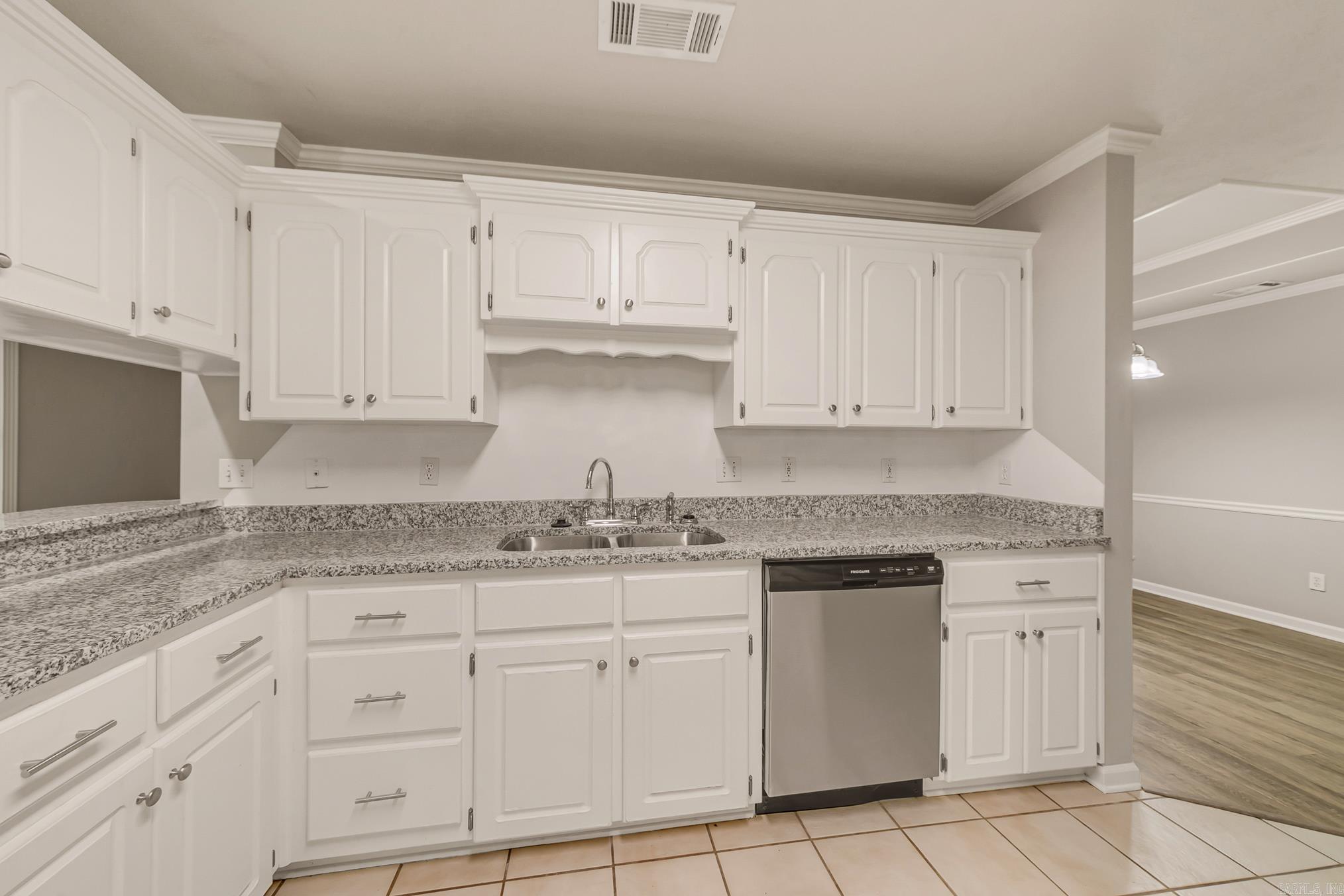 44 Gleneagle Drive Property Photo 18