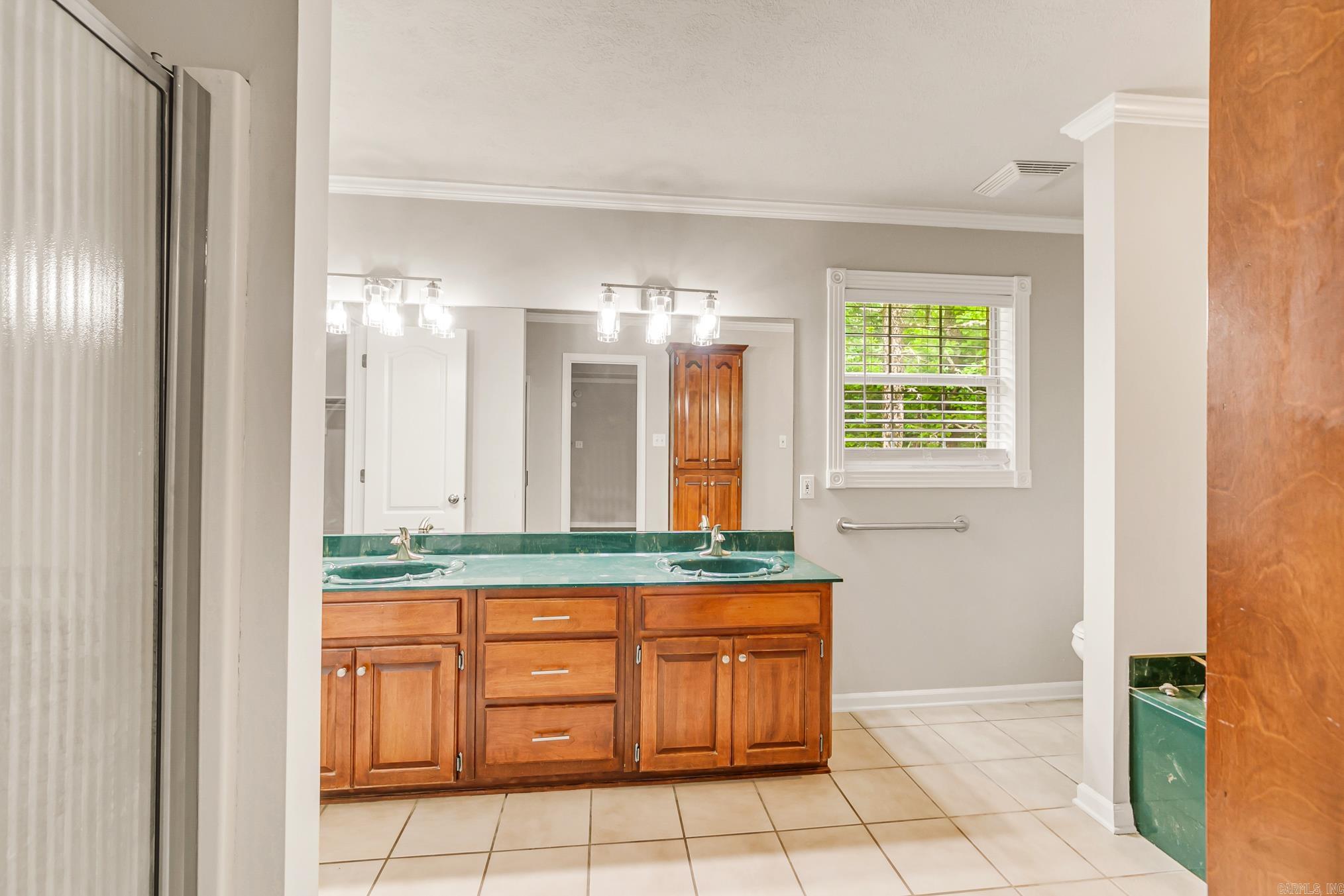 44 Gleneagle Drive Property Photo 24
