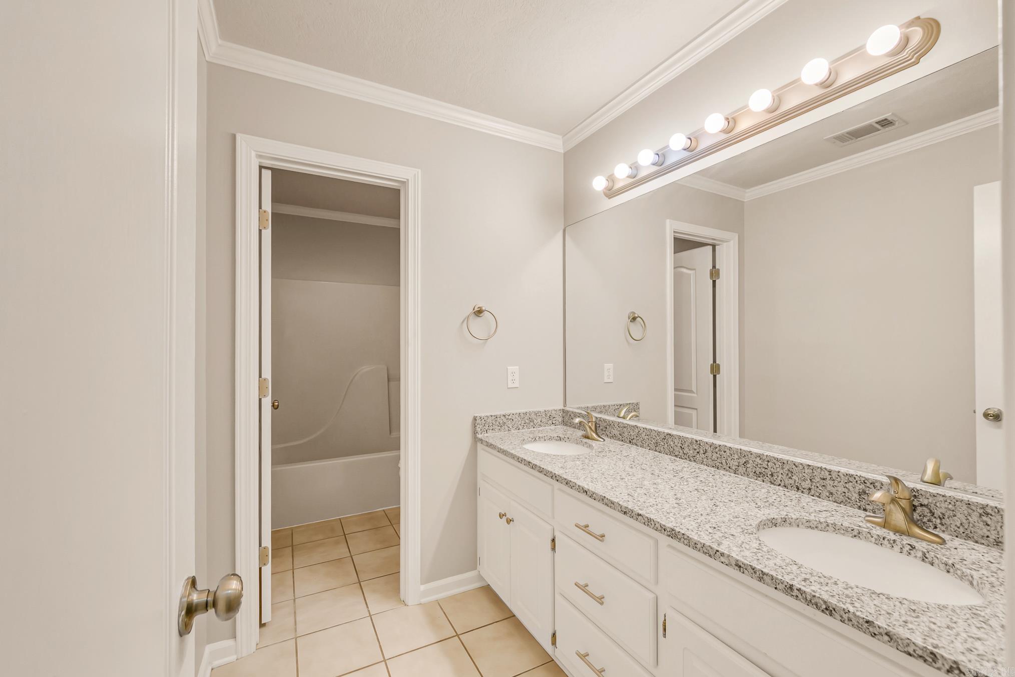 44 Gleneagle Drive Property Photo 35