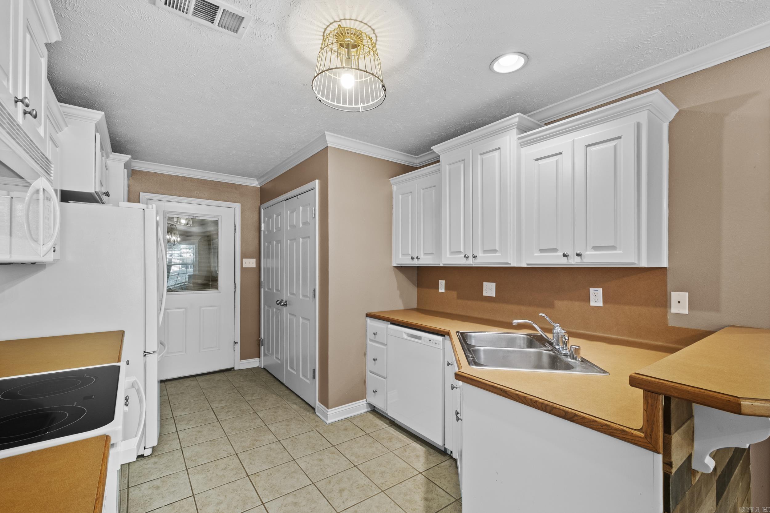 308 E Myrtle Street Property Photo 10