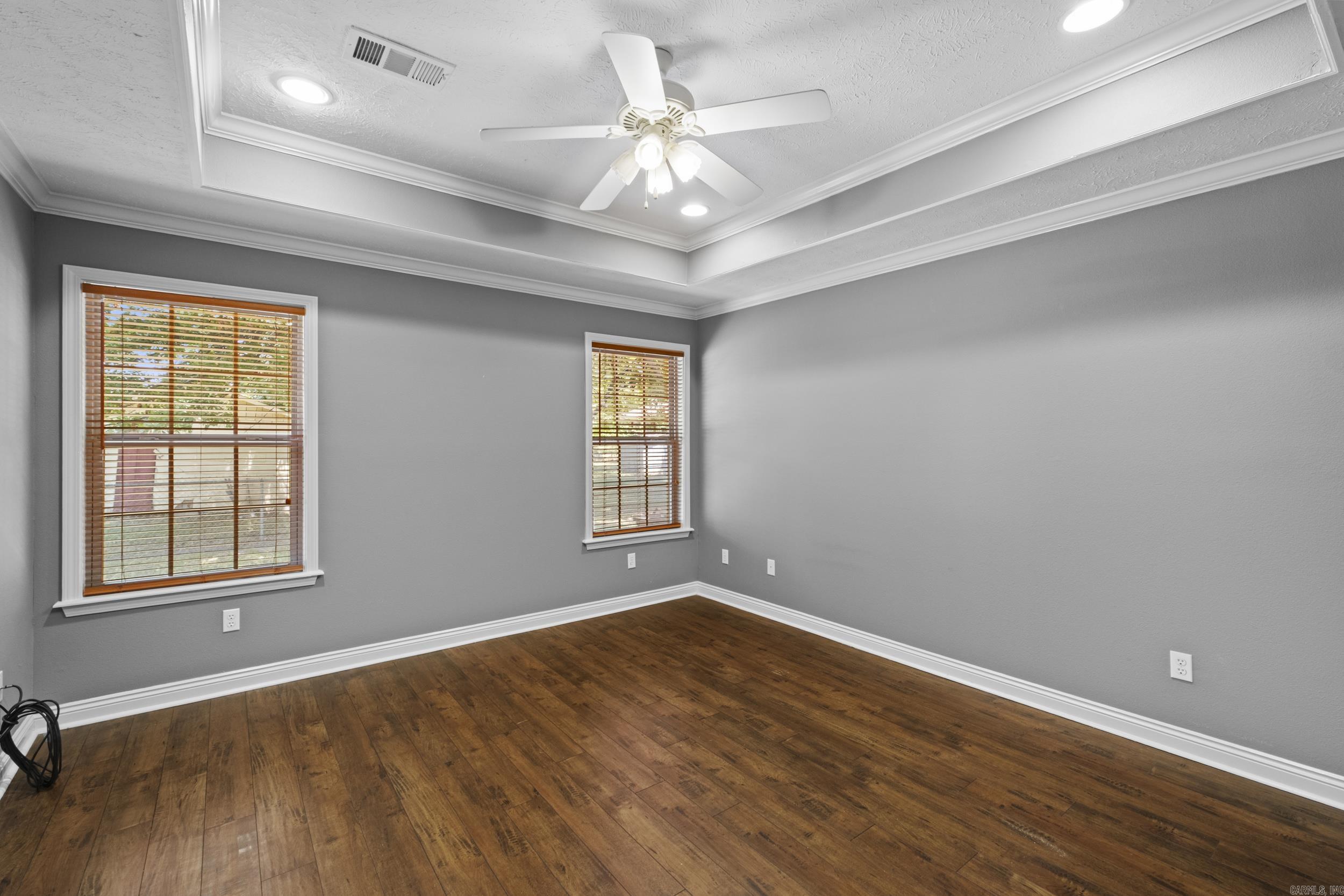 308 E Myrtle Street Property Photo 15