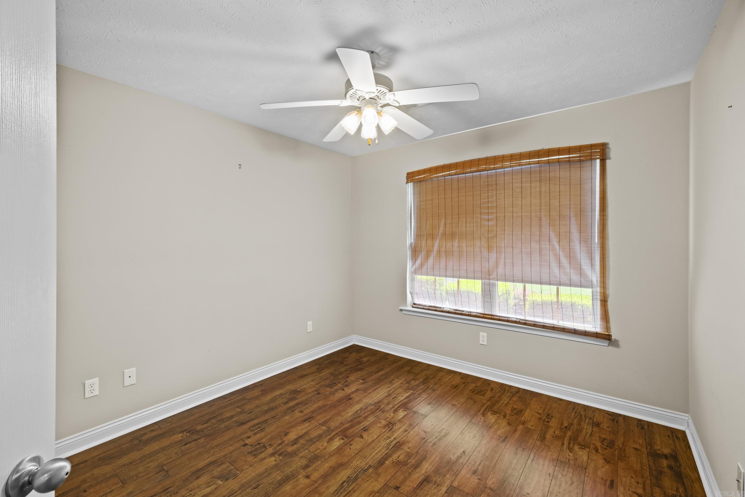308 E Myrtle Street Property Photo 19