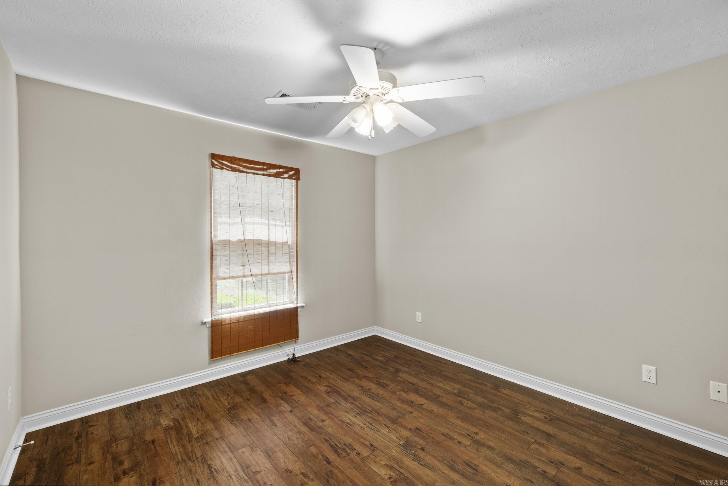 308 E Myrtle Street Property Photo 21