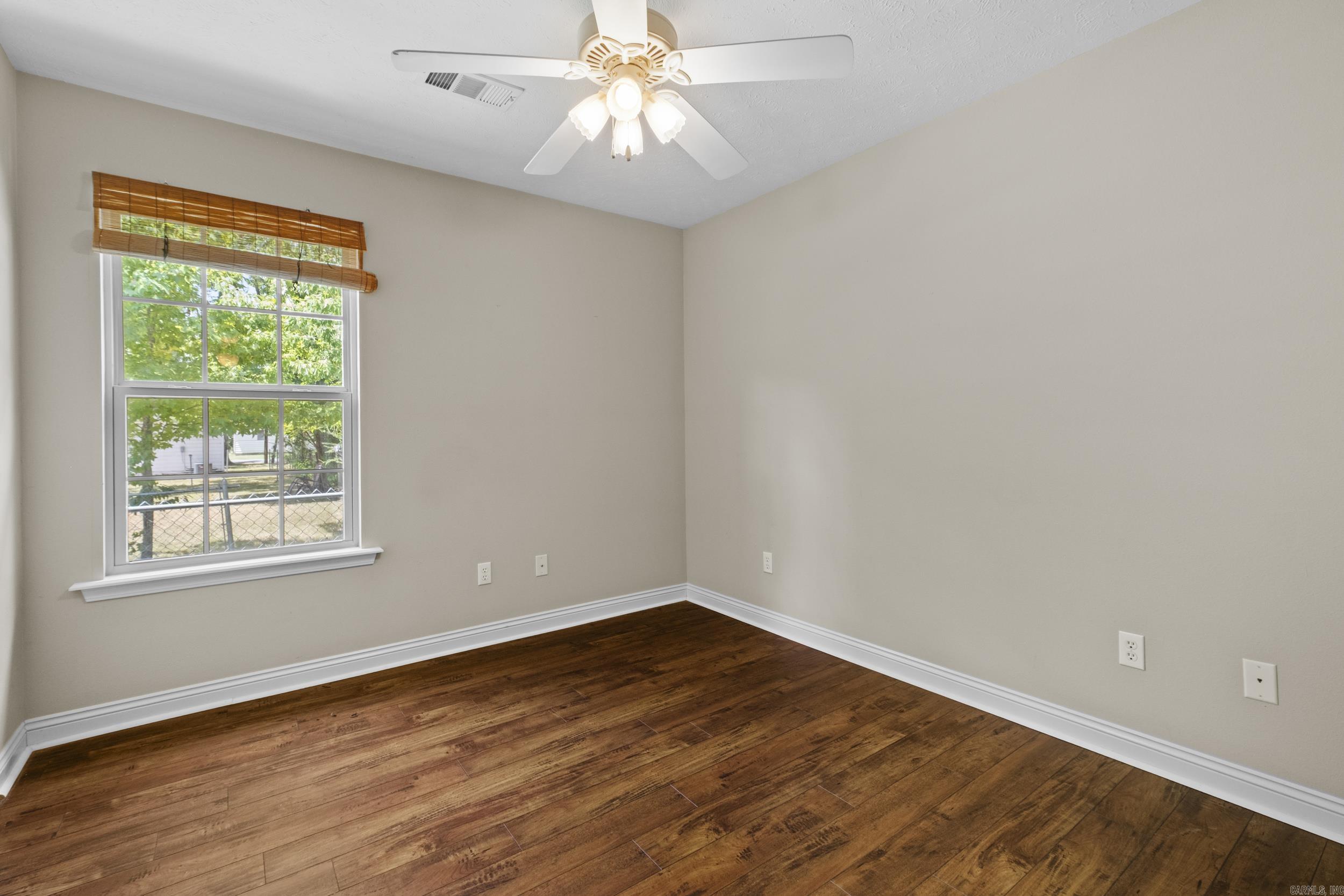 308 E Myrtle Street Property Photo 24