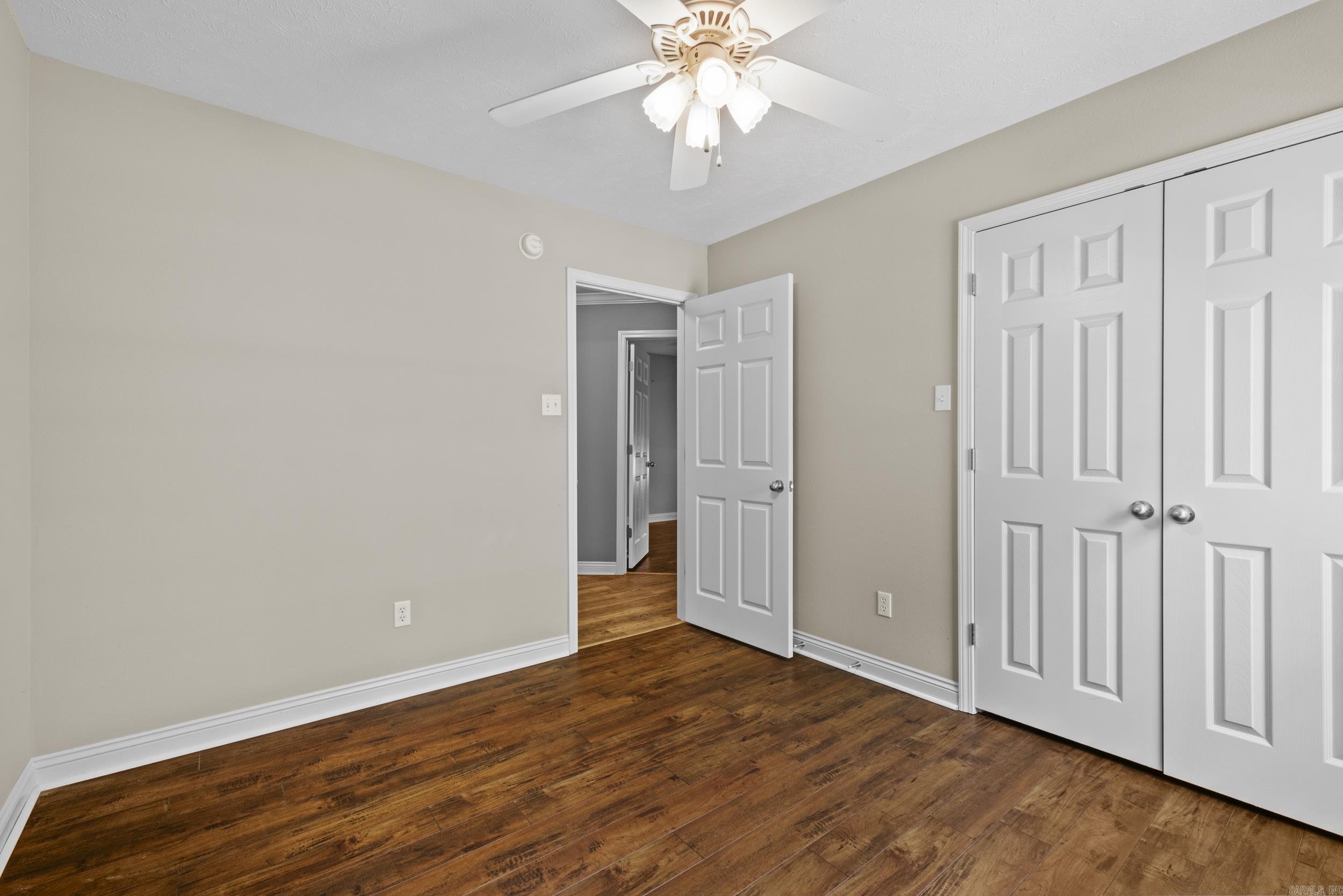 308 E Myrtle Street Property Photo 25